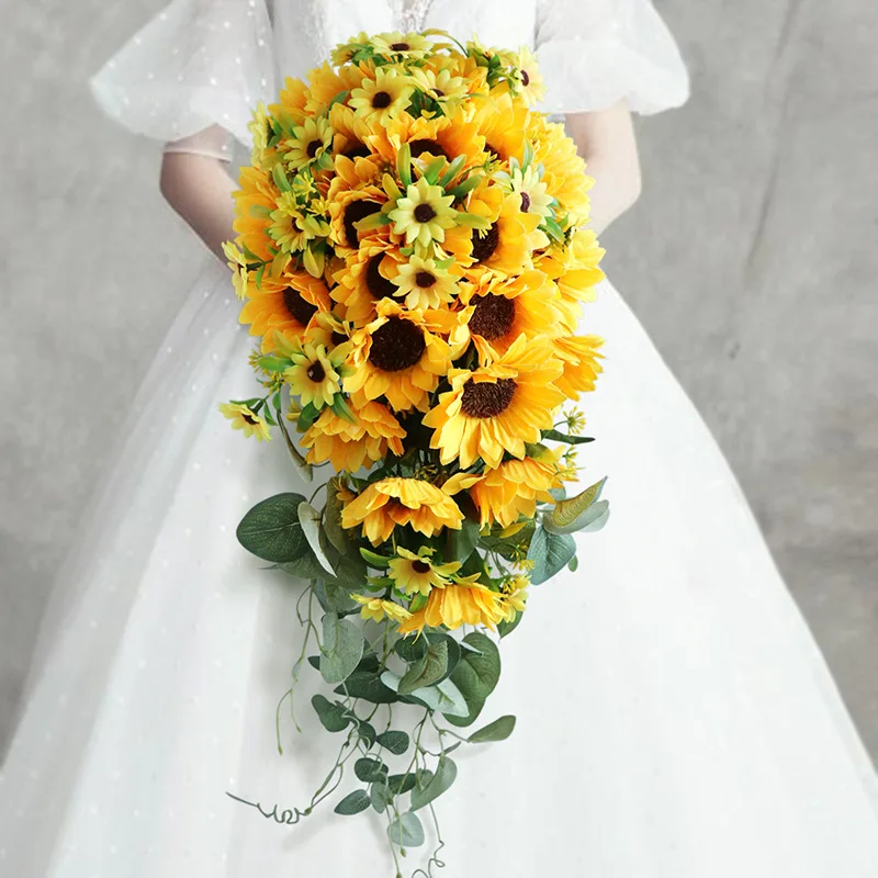 Wedding Decoration Supplies Wholesale Bride Holding Artificial Flower Wedding Bouquet