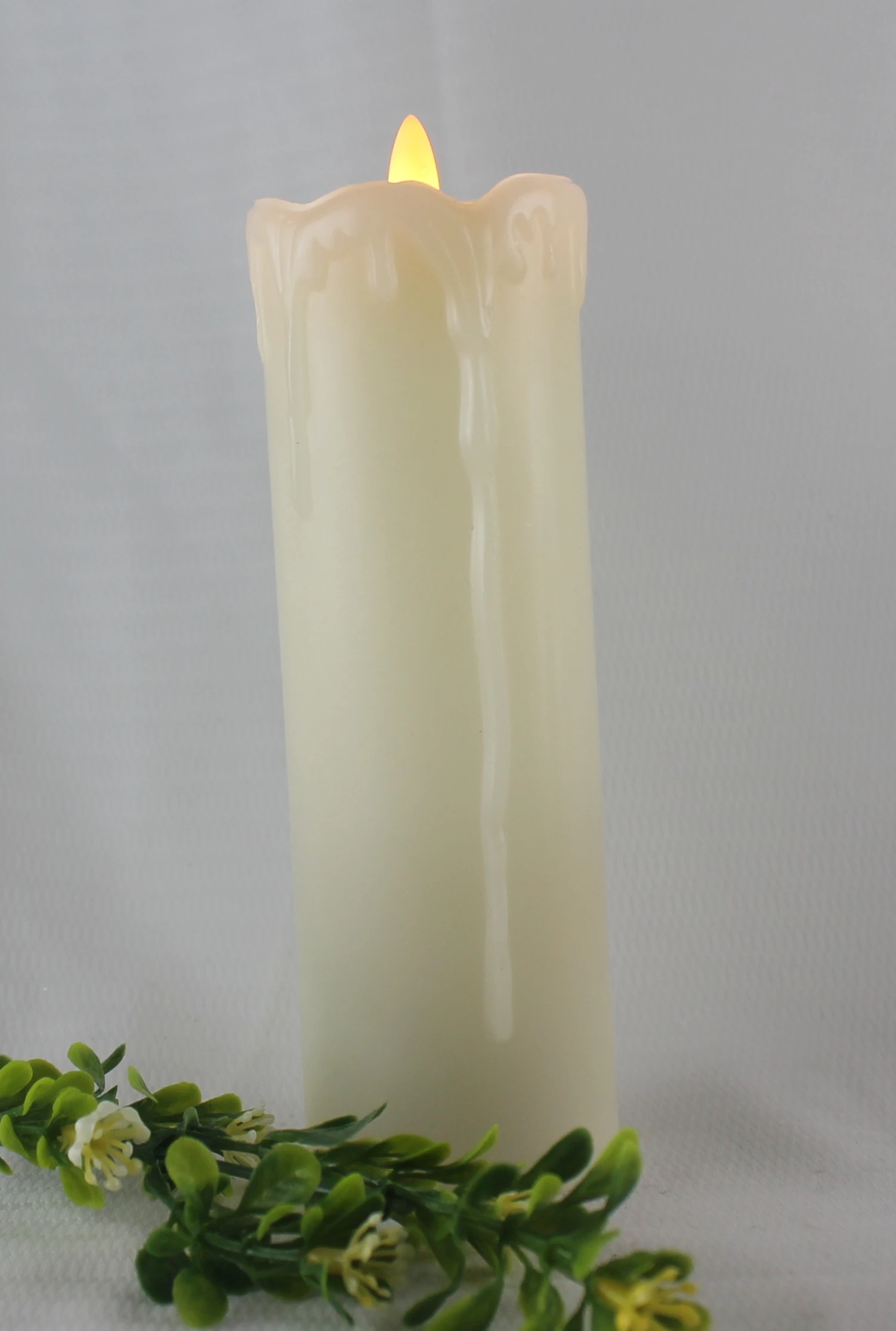 Chinese factory electronic  Flameless LED ivory candle for Christmas decoration