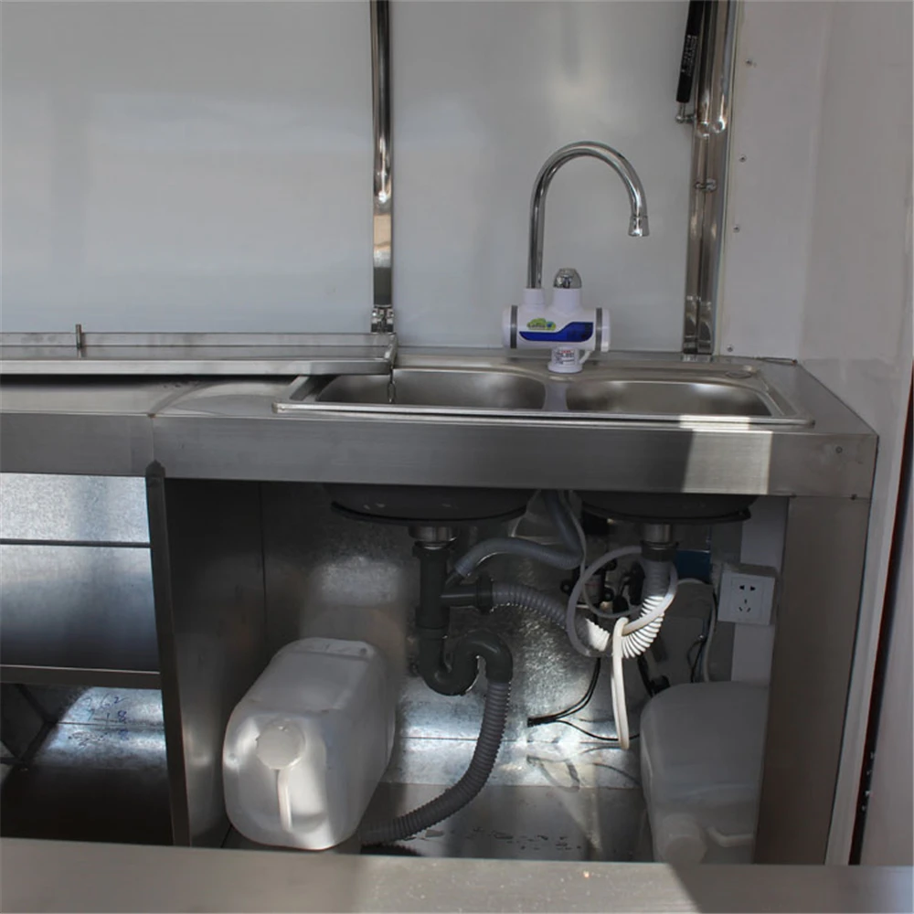 Four wheeled multifunctional mobile food and snack truck, commercial night market fast food truck