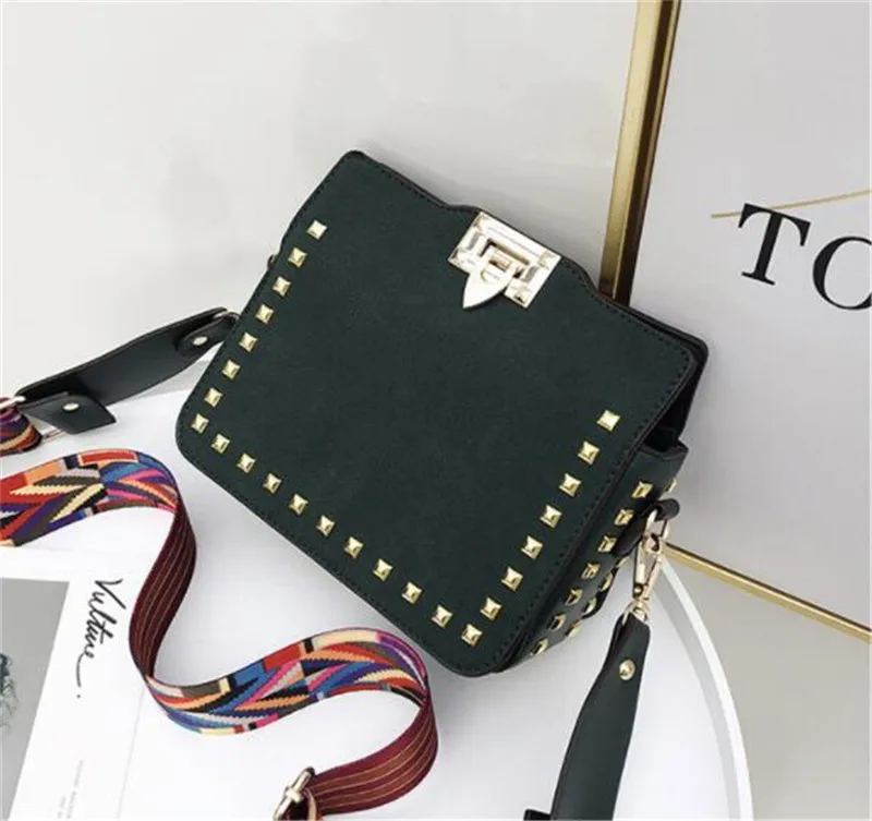 Hot sale factory direct custom lady handbag college girls hand bags cheap china import bag from guangzhou