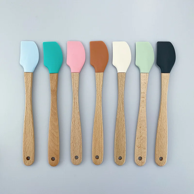 Heat Resistant Non Stick Silicone Wooden Handle Colorful Spatula for Baking Cooking Mixing Cream Scraper