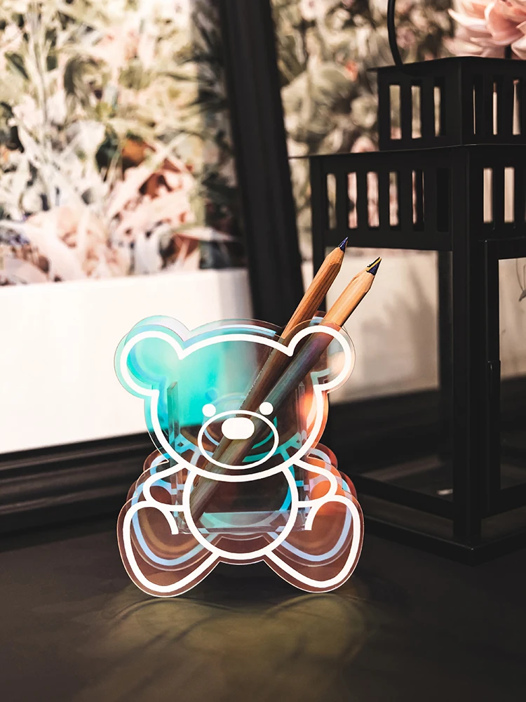 New Design Acrylic Iridescent Office Pen Holder Customized Lucite Shape Logo Pencil Organizer Stand