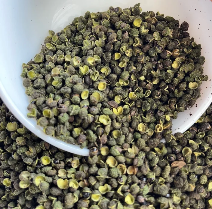 Wholesale hot selling Green Pepper high quality dried green pepper seasoning 100% Chinese prickly ash