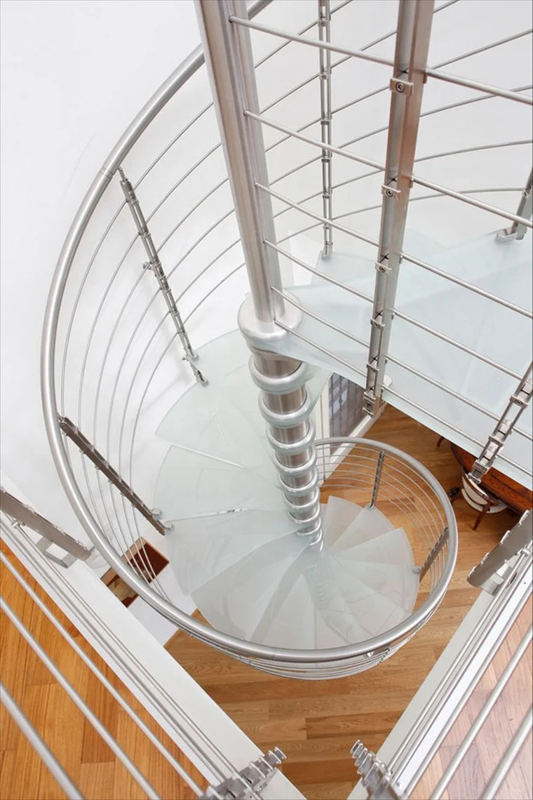 Hot Sale Zovee Customized Luxury Glass Staircase manufacture/Glass spiral staircase /stainless steel handrail