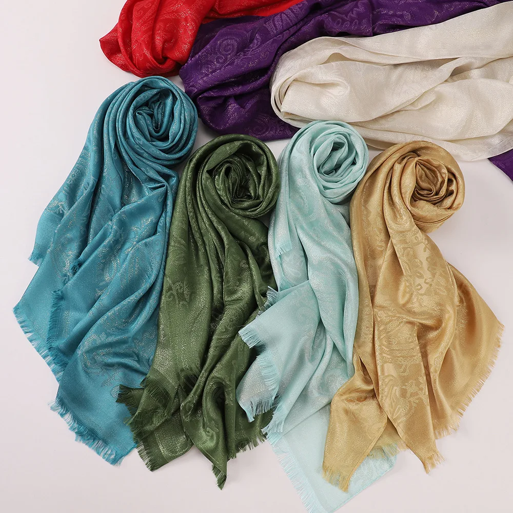 New Arrival Fashion Malaysia Women Golden Linen Plain Hijab Scarf Muslim Glitter Shimmer Silk Shawl Ethnic Woman Shimmery Scarfs