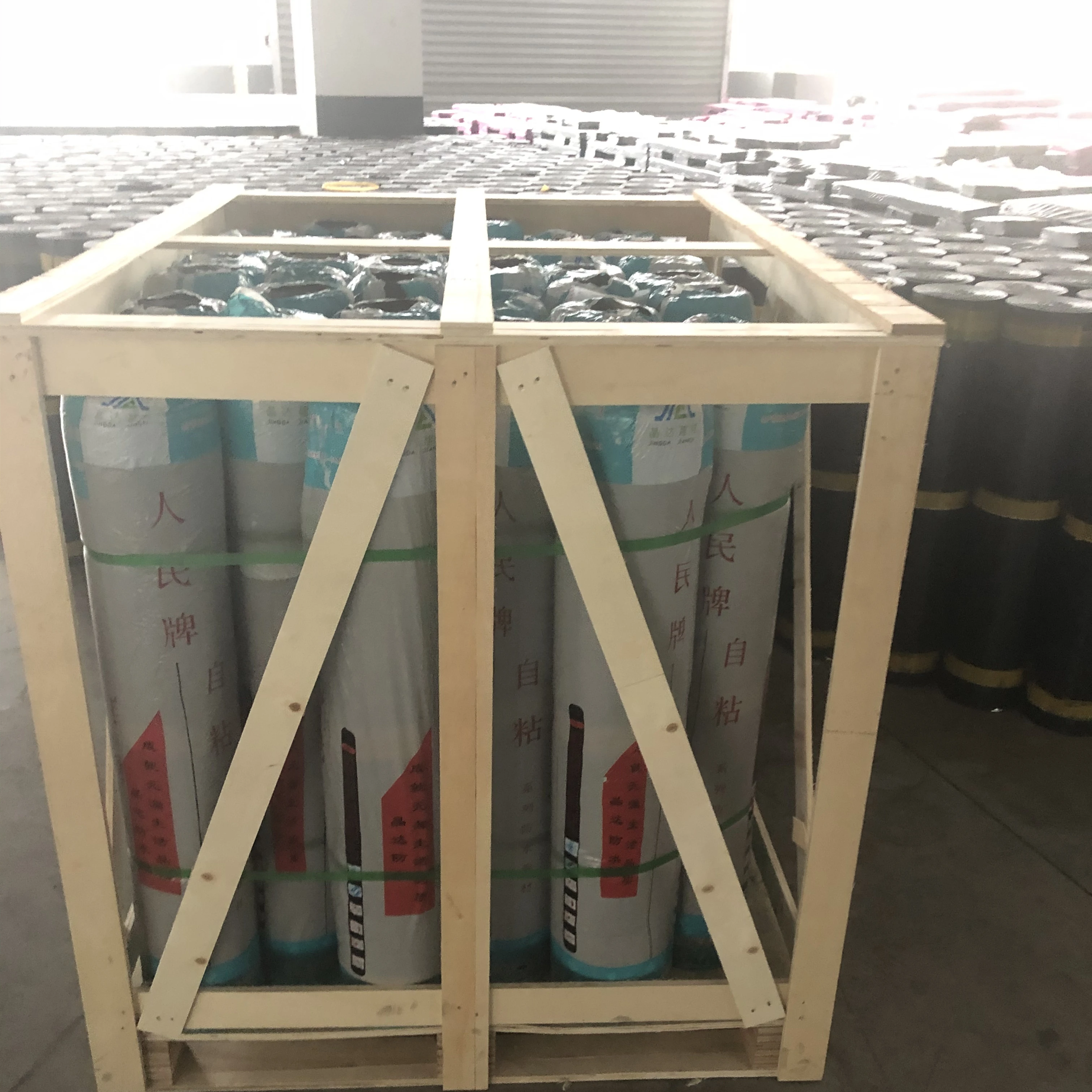 
Polymer modified asphalt self adhesive bitumen asphalt waterproof roofing felt membrane bitumen waterproof membrane 