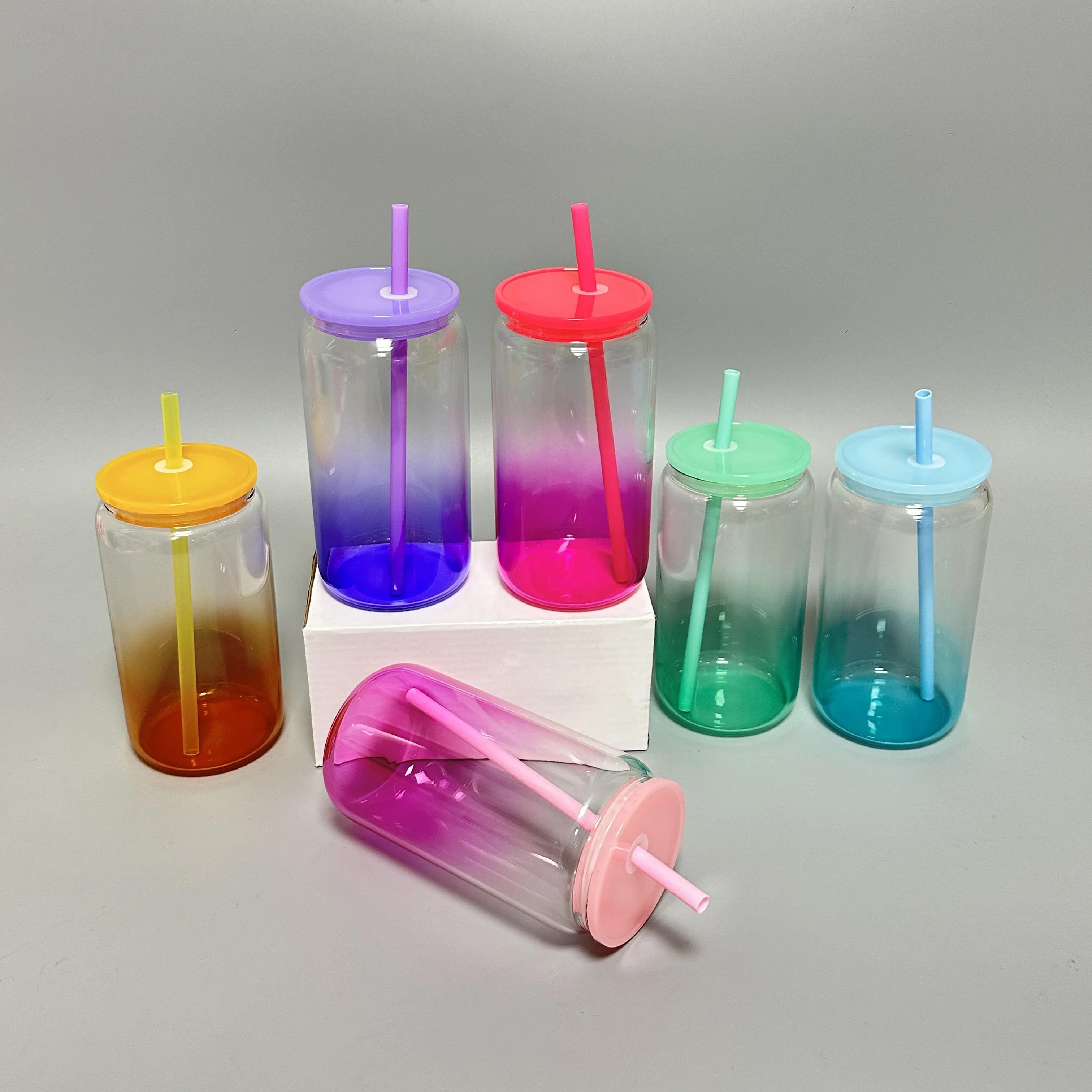 USA Warehouse 16oz colored ombre jelly glass can sublimation borosilicate Gradient transparent jelly beer glass can with pp lid