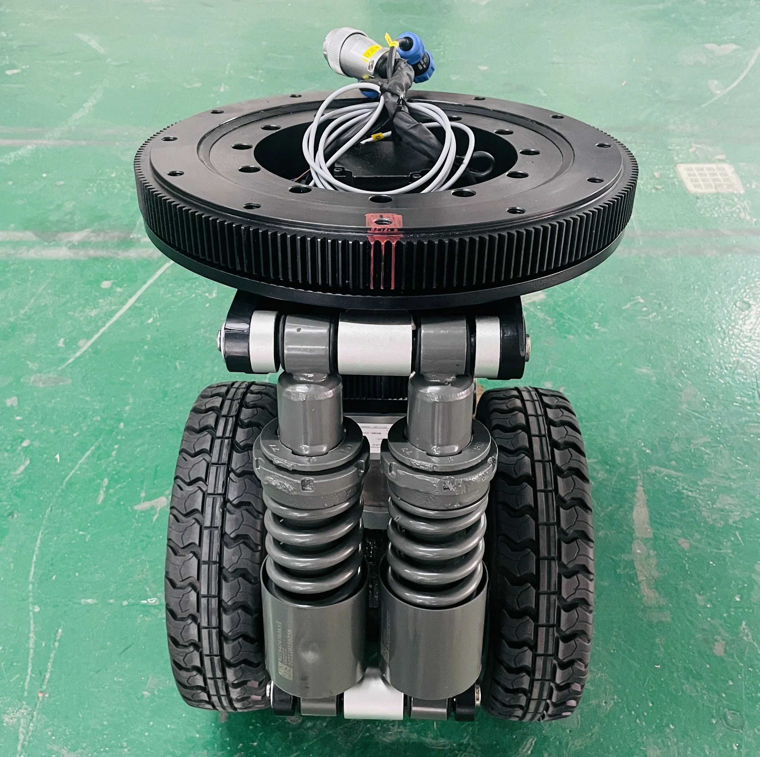 Индивидуальный привод колес AGV 3000 кг с рулевым и