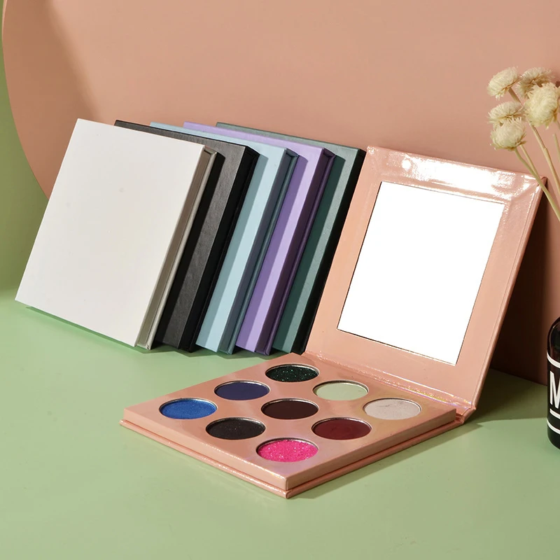 
Wholesale Custom Magnetic Empty Makeup Palette High Pigment Fantastic Eyeshadow Pallet Packaging With Mirror 
