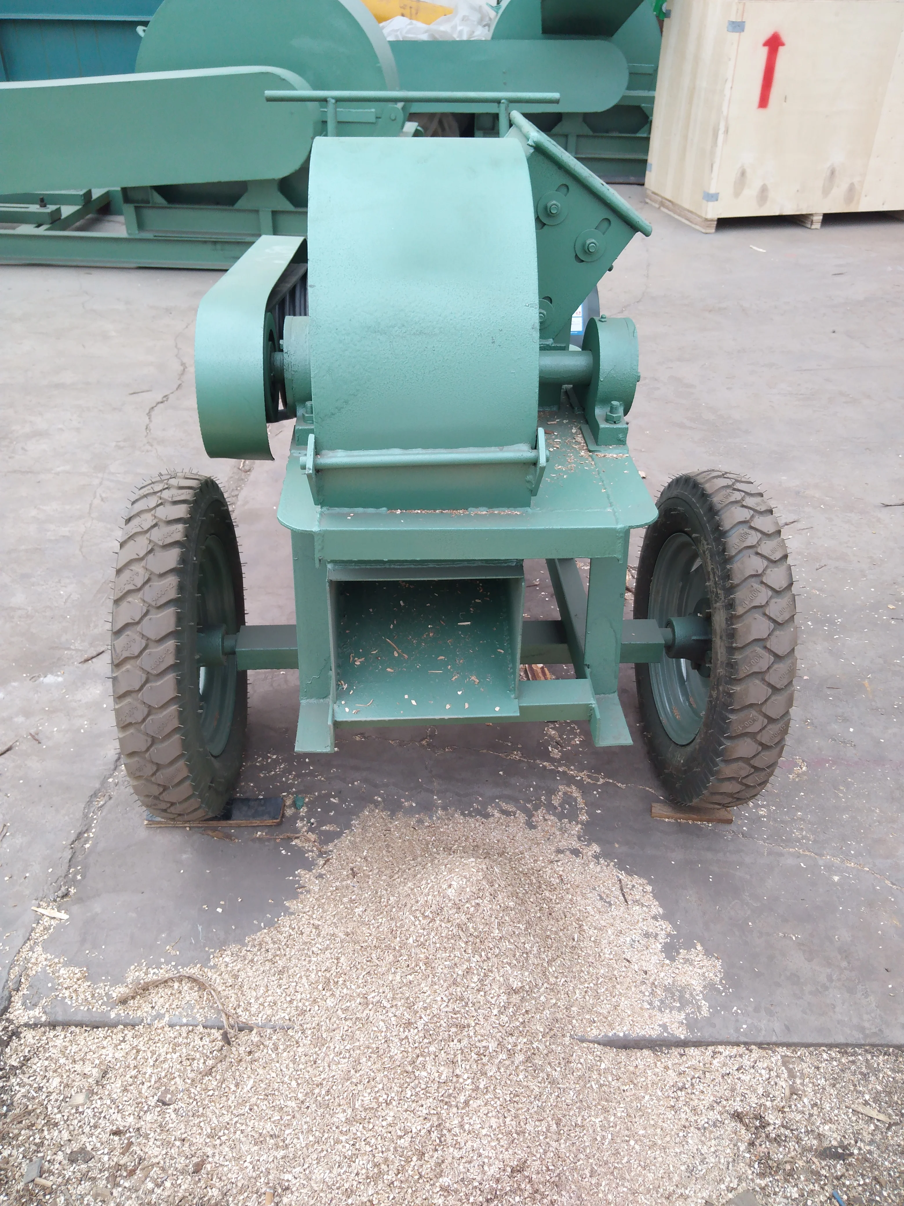 Sawdust Making Machine Wood Branch Cutting Machine with Diesel Engine/Electric Motor Log Crusher