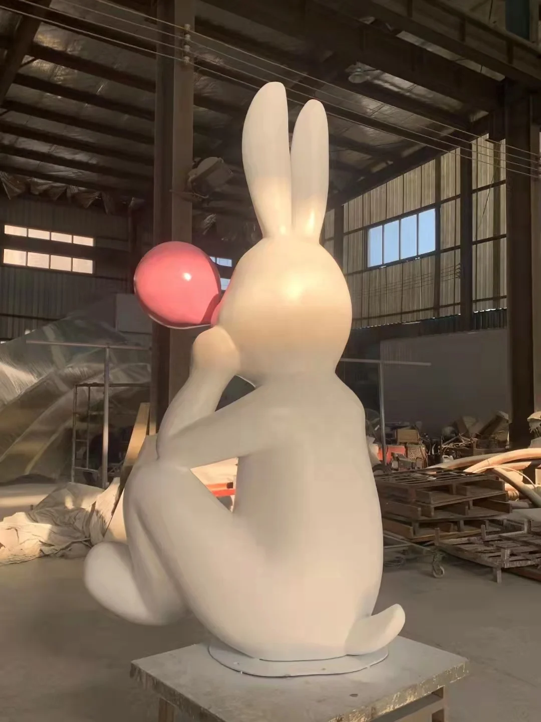 Modern metal art large cute rabbit outdoor garden animal statue window display bunny home decoration stainless steel sculpture