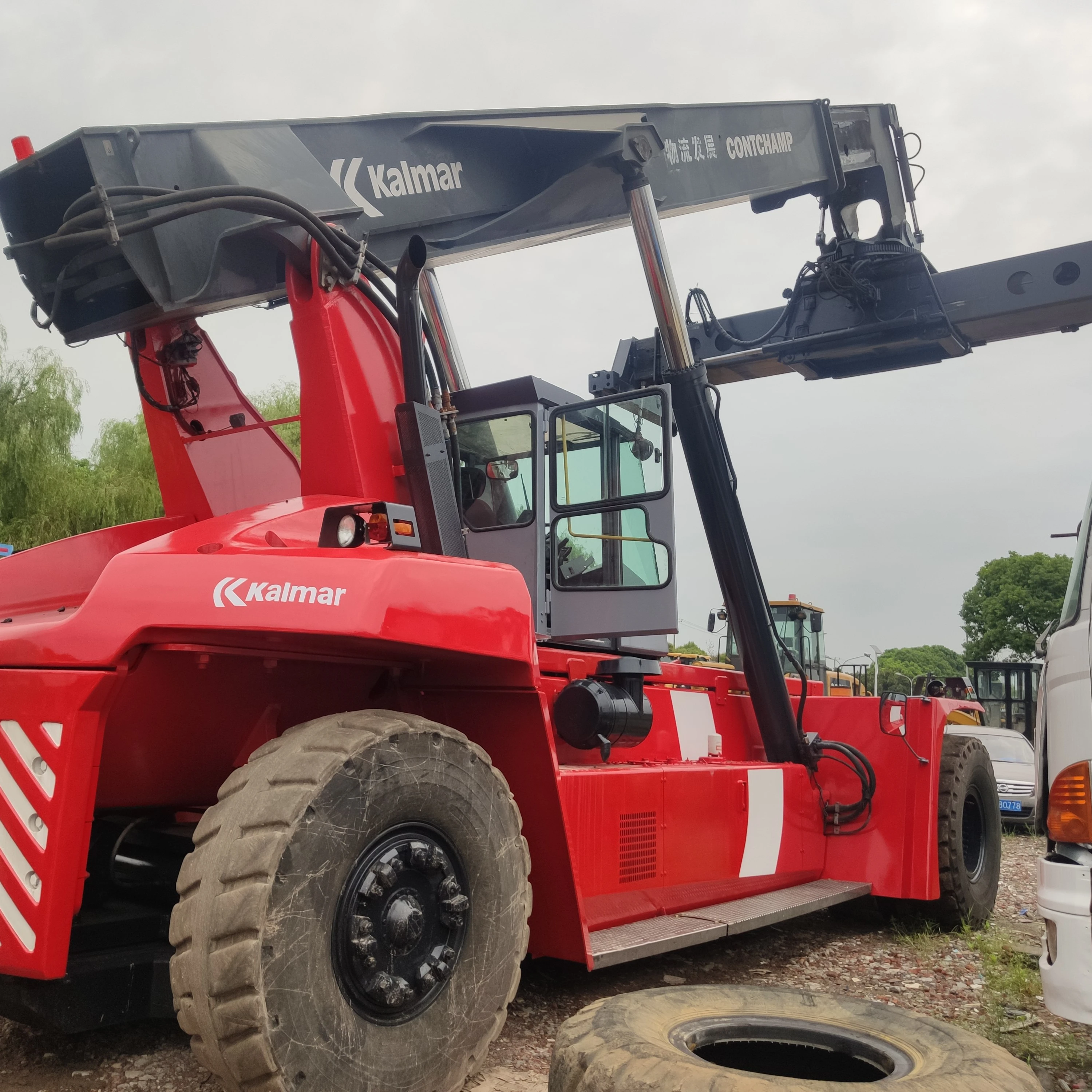 Kalmar DRF450 used original good condition container reach stacker 45 ton