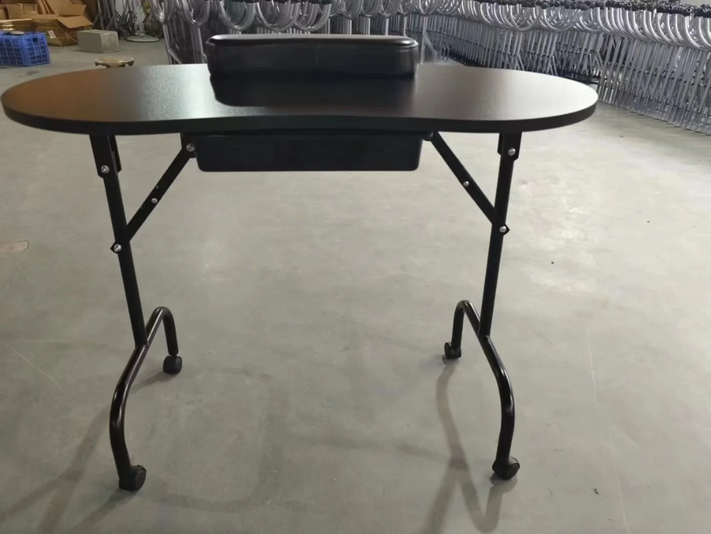 Hot Selling Black/White Wood Nail Desk Table Portable Style Salon Furniture Desk of Nails for Beauty Salon