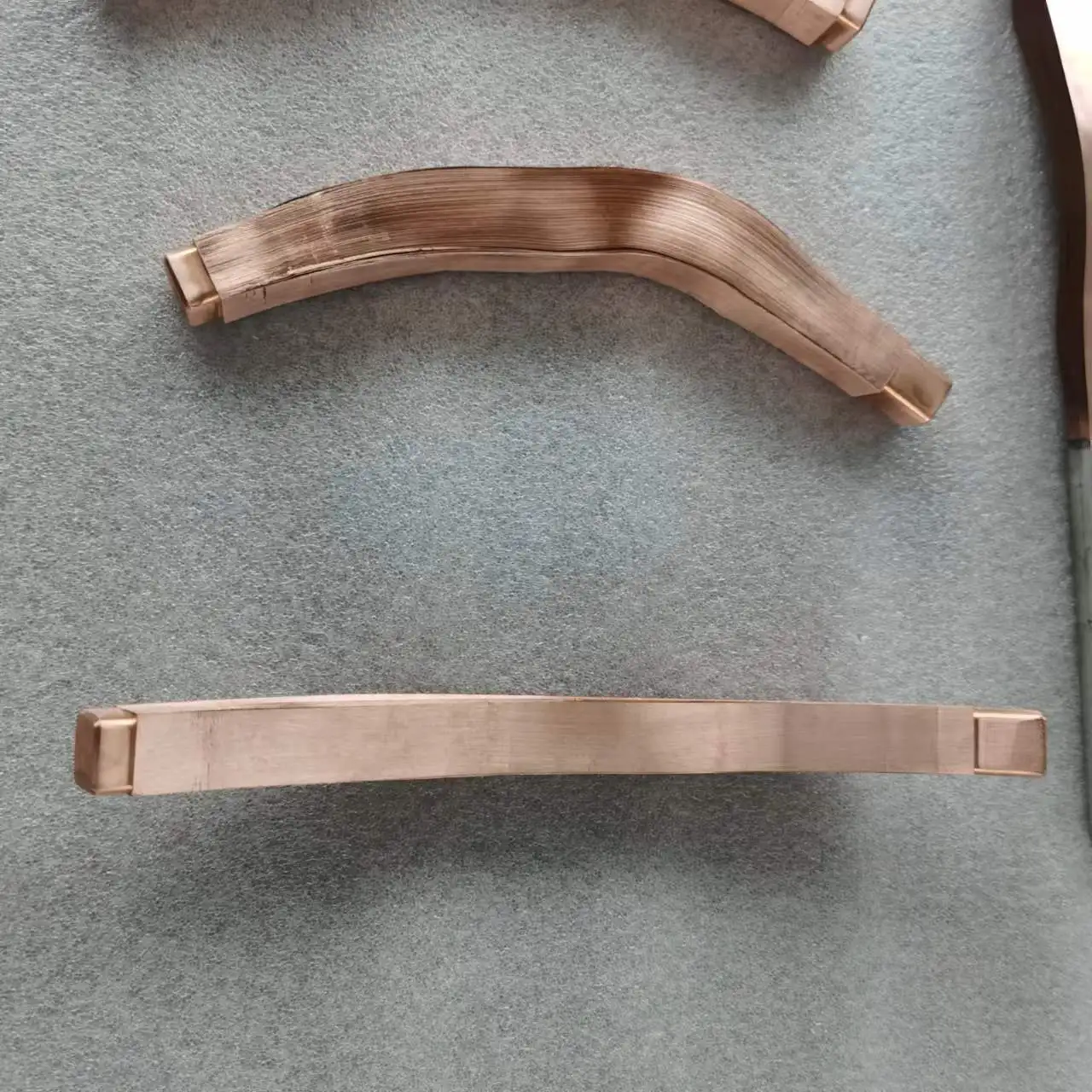 Customized flexible laminated copper foil bus for wind power generation