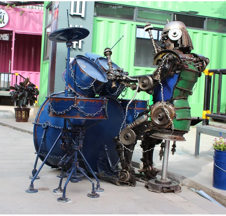 Creative Restaurant Bar Retro Heavy Metal Craft Iron Drum Model Robot Industrial Wind Ornaments