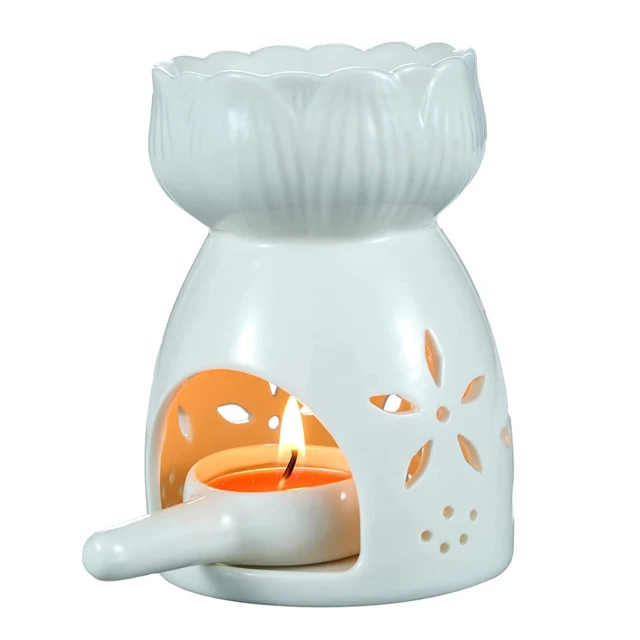 Wholesale ceramic white lotus shaped flower porcelain tealight candle holder