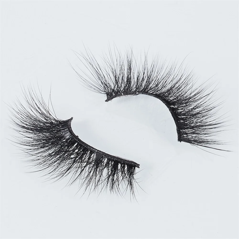 Yelix Cruelty Free Flare Volume Messy Fluffy Lash with Luxury Fashion