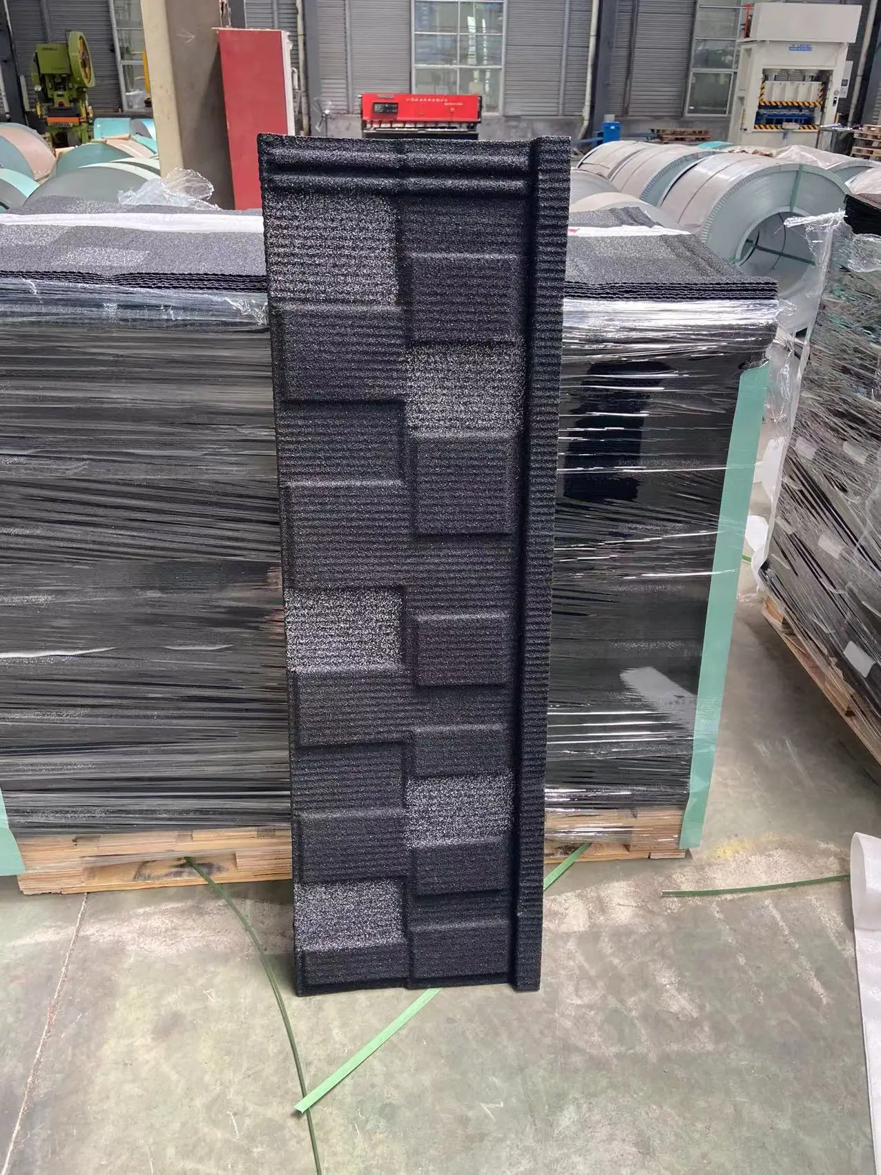 China Factory plastic Galvalume Steel Roof Tile Stone Coated Metal Roofing Tile german solar roof tiles