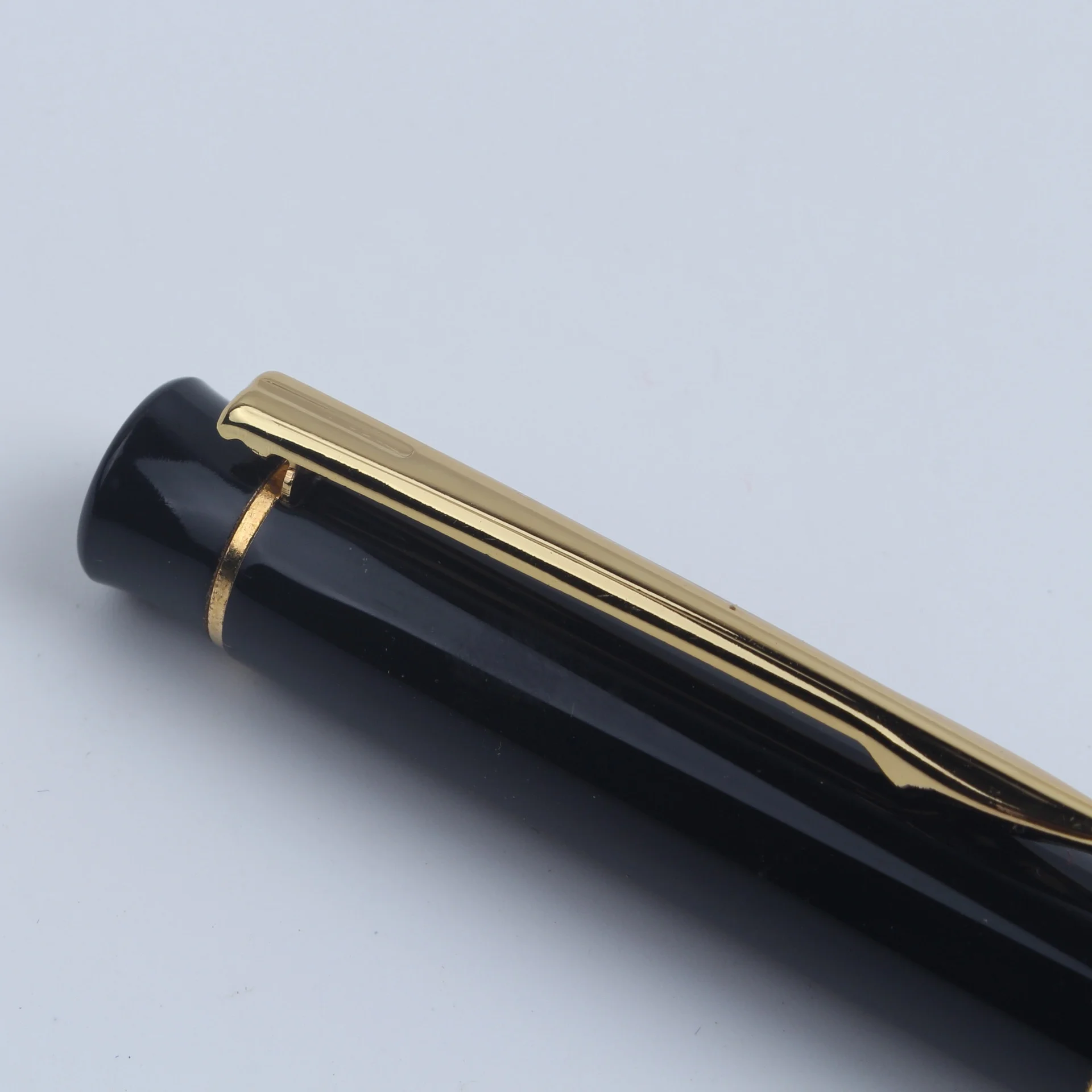 High Quality Luxury OEM Business Gift Wholesale Official Metal Fountain Pen for Student Writing