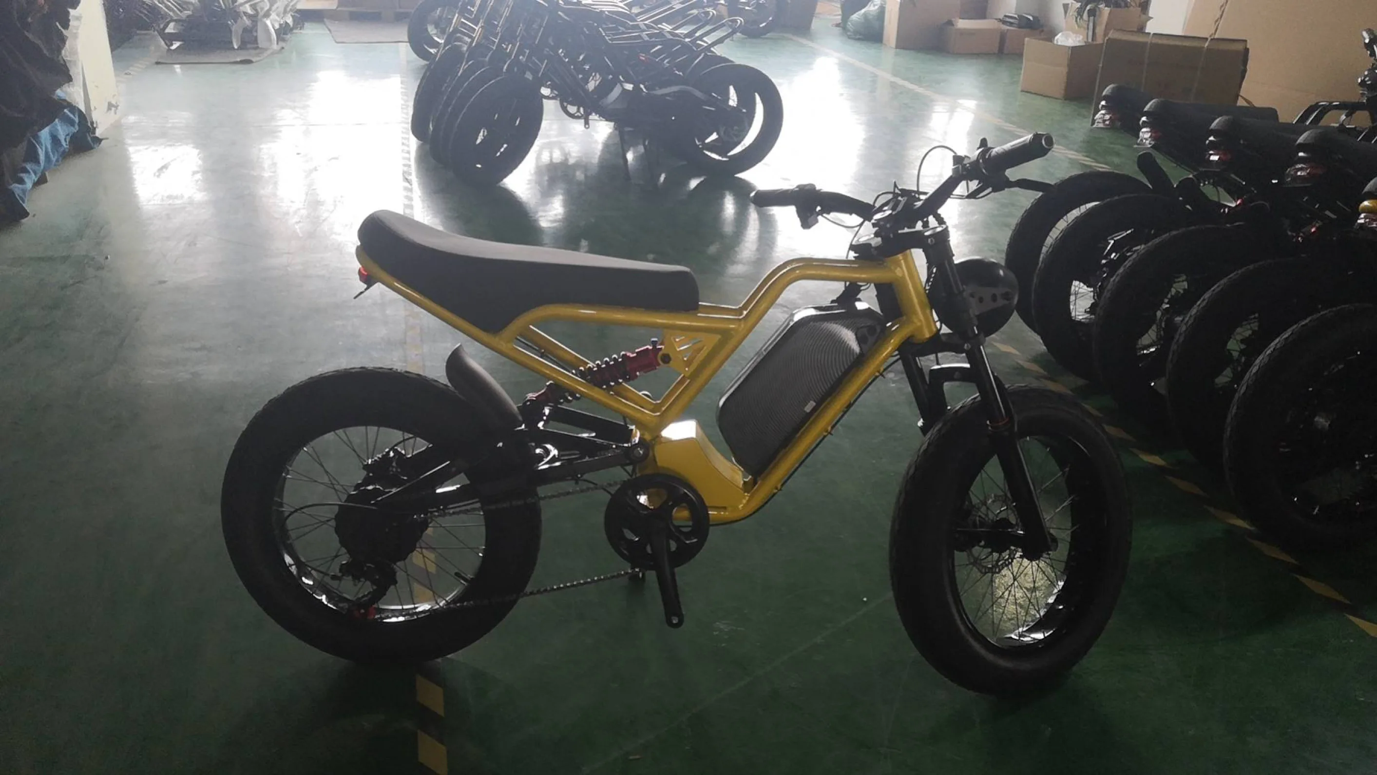 E-bike Factory 1500W strong electric city bike 20-inch off-road fat tires aluminum alloy frame mountain bicycle ready to ship