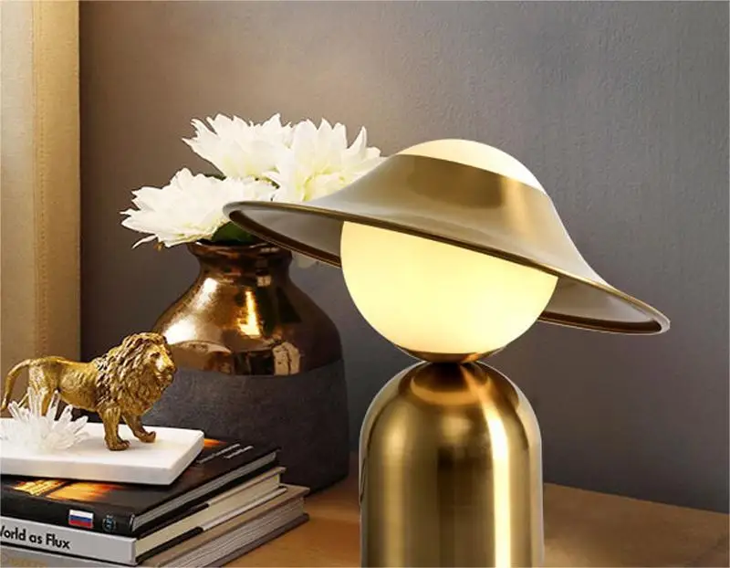 Modern style table lamp for living room LED bedside table lamp personality design table lamp