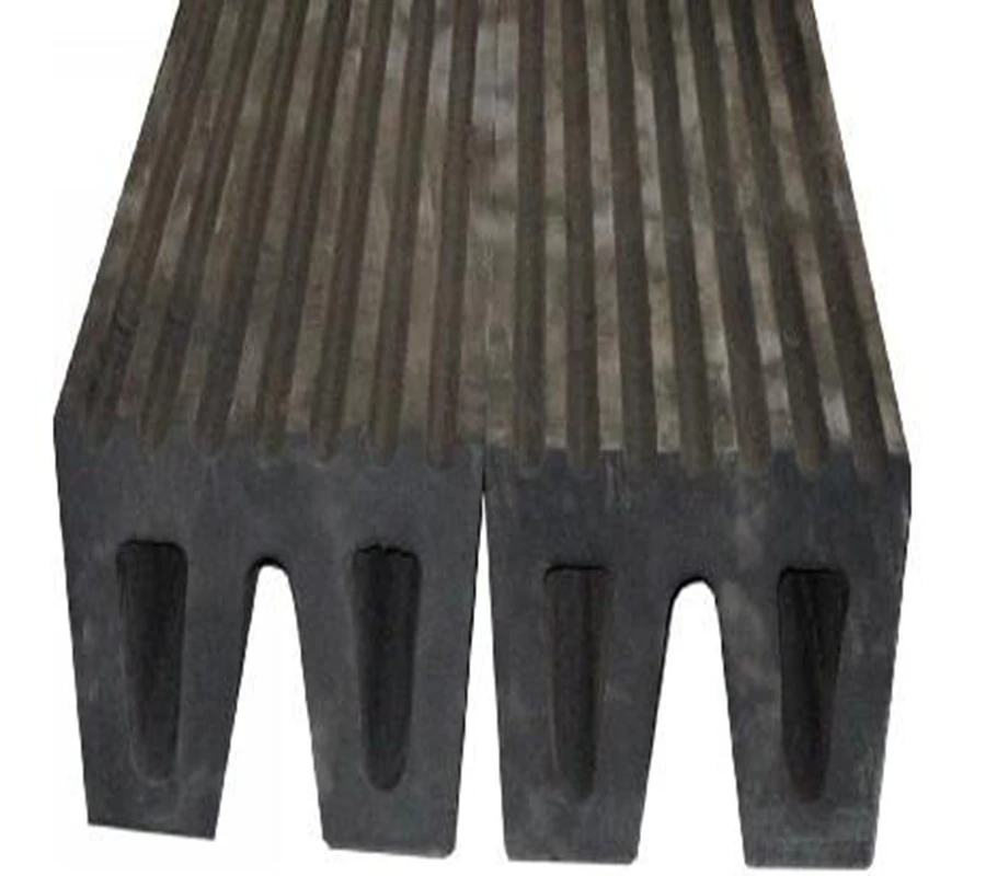 Black color boat of W shape tug rubber fender