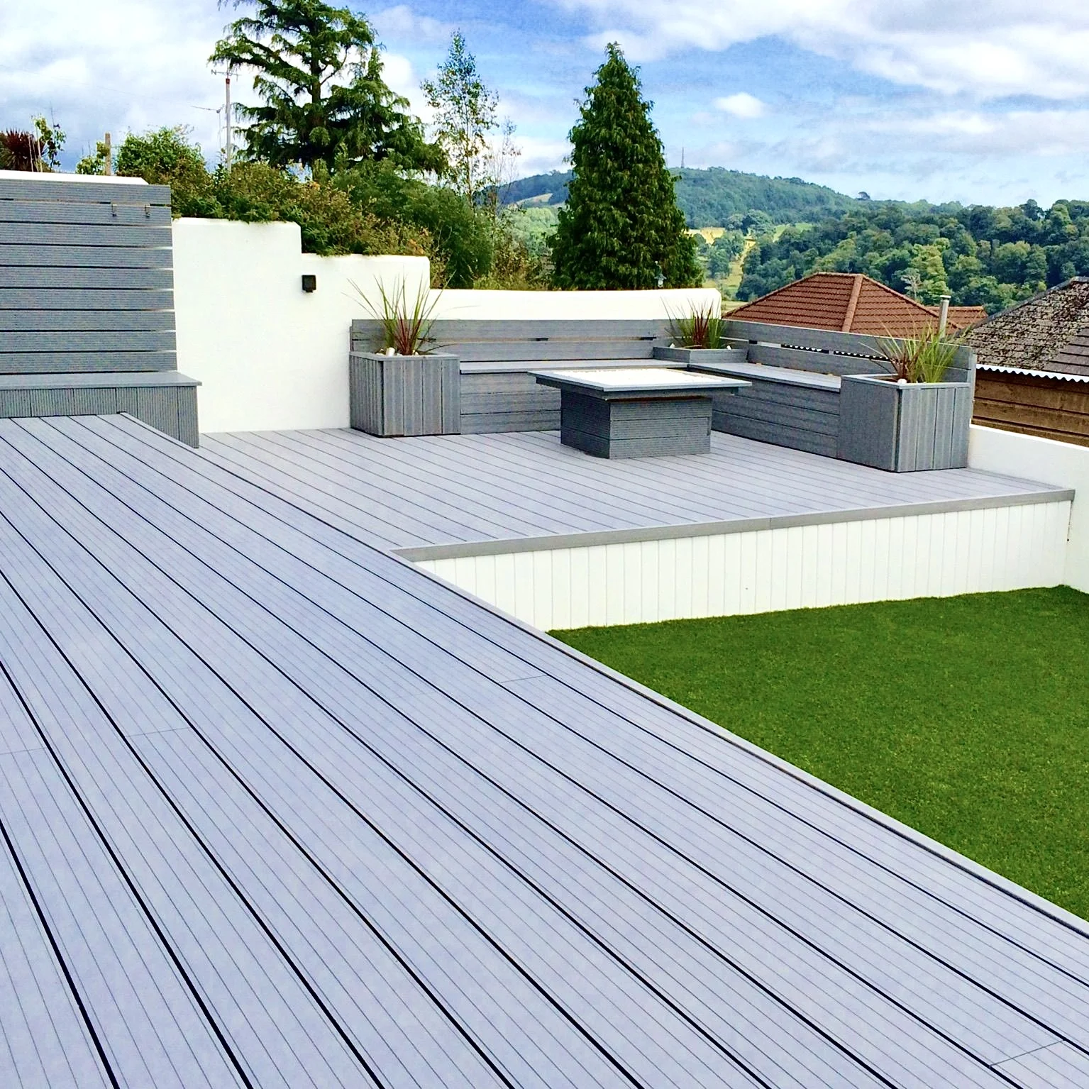 Wholesale outdoor wpc grooves brushes boards composite seamless hollow decking for external park