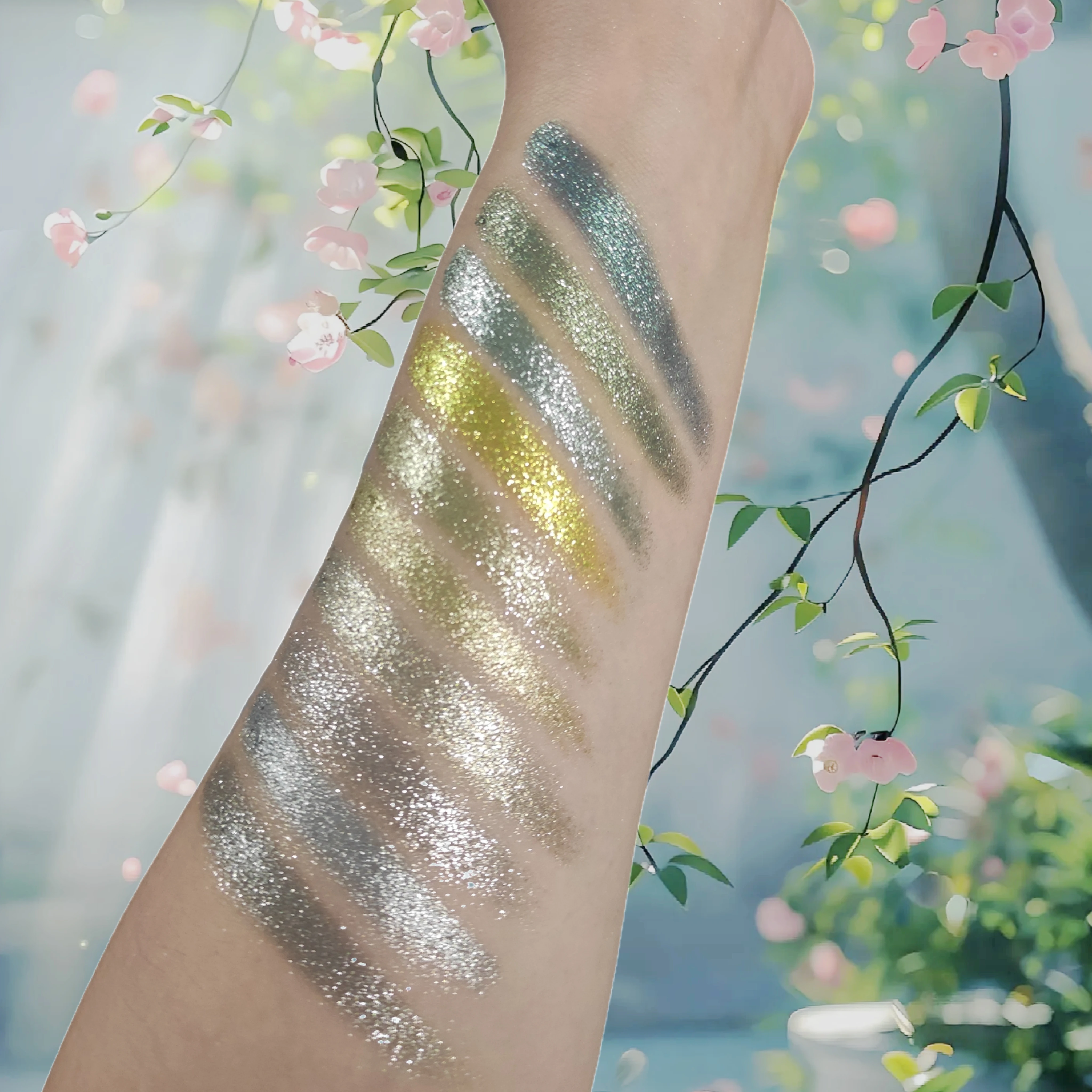 Highly Pigmented Green Yellow Sparkle Pressed Eyeshadow Metallic Glitter Makeup Palette Private Label