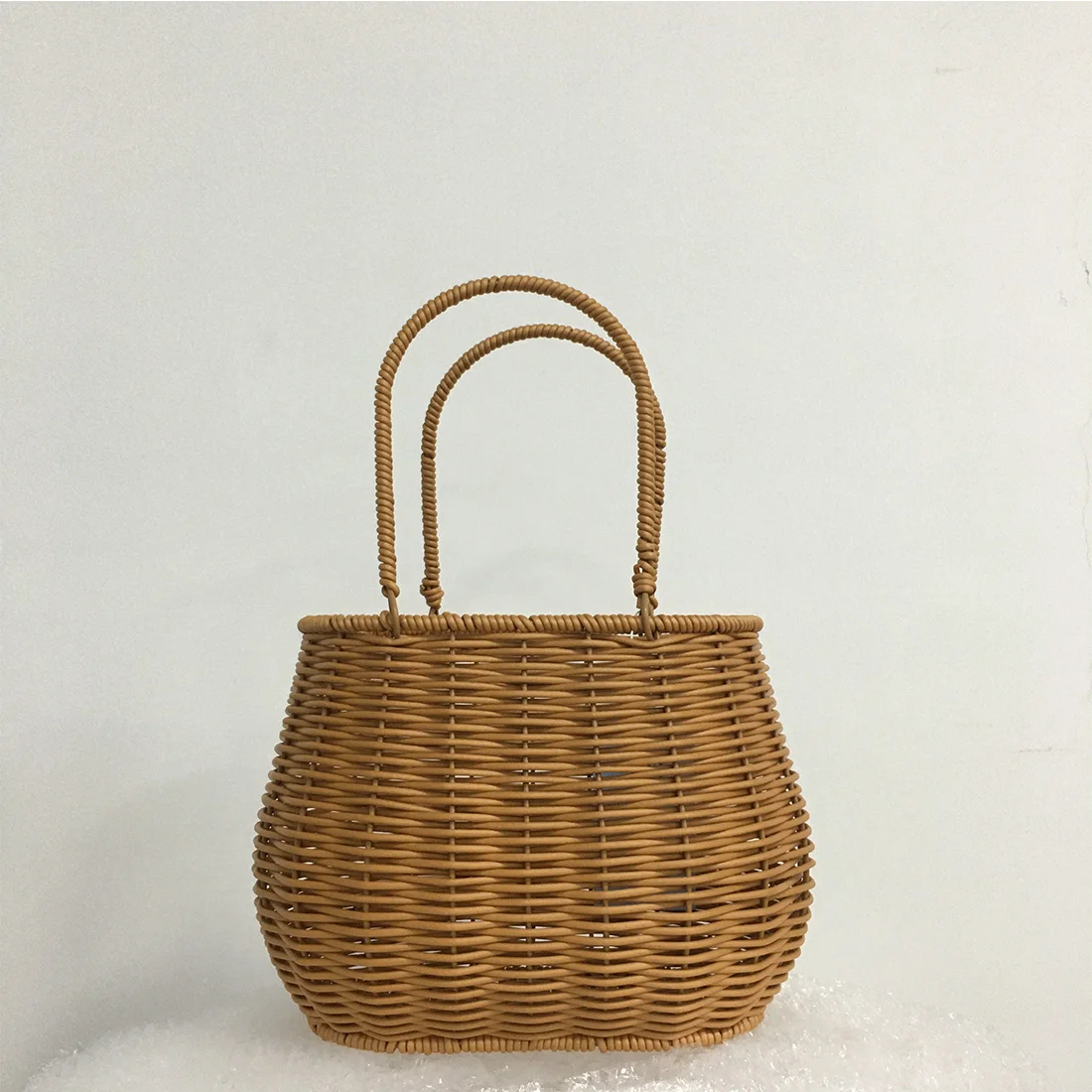 Haosen Handwoven Plastic Rattan Flower Girl Basket for Wedding PP Rattan Bag Storage Basket with Handle