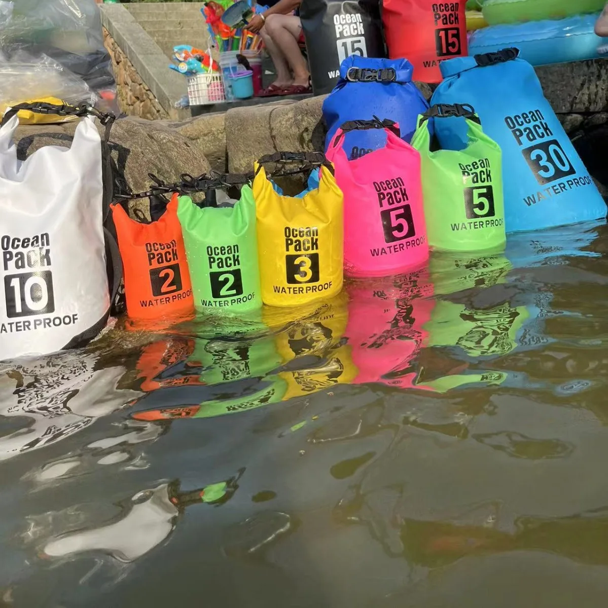 Floating Waterproof Dry Bag Backpack Roll Top Sack Keeps Gear Dry for Kayaking Rafting Boating Waterproof Bag Outdoor Dry Bag