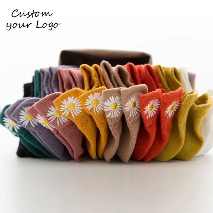 Daisy Flower ankle women embroidery socks