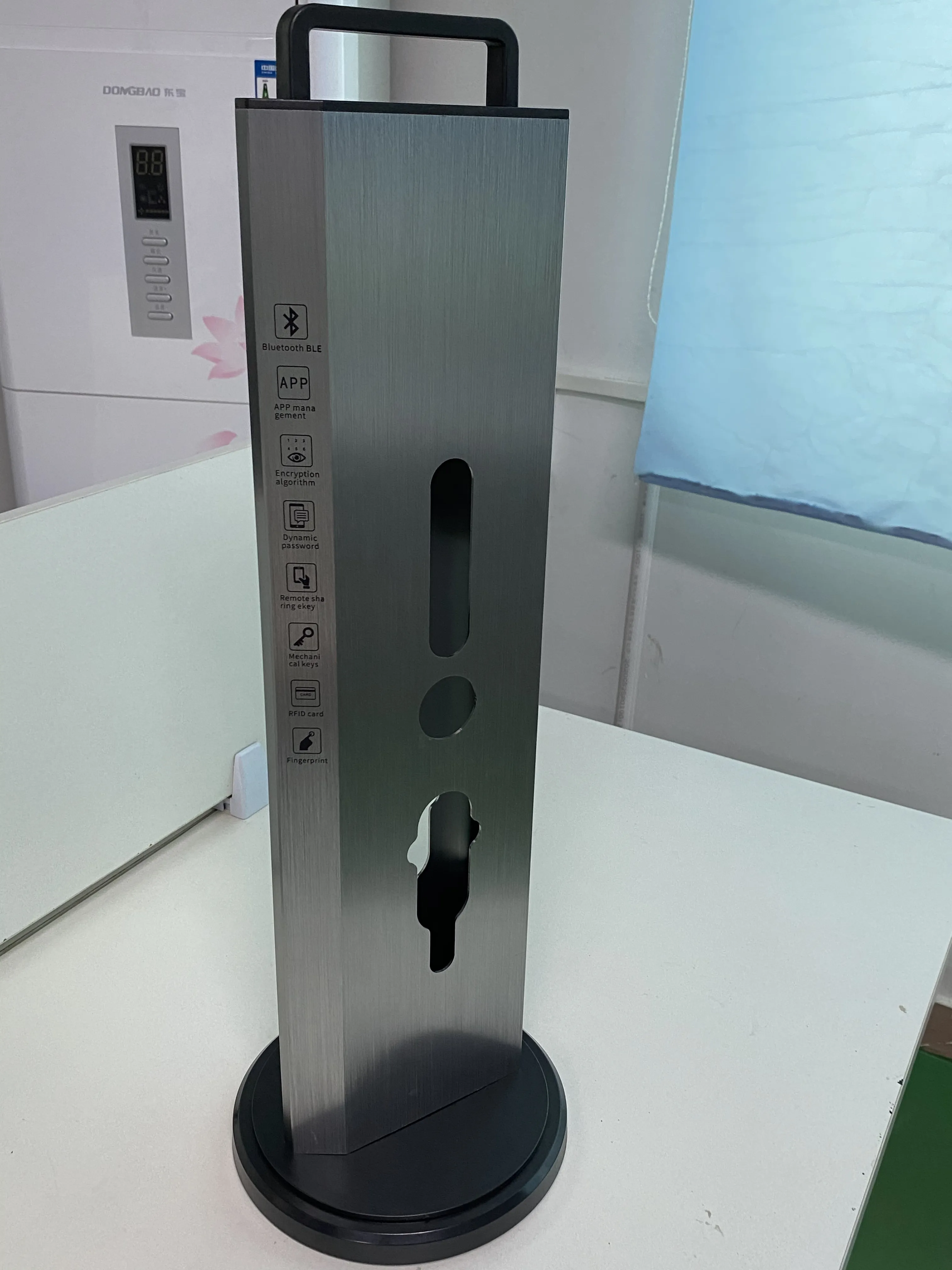 QLEUNG Display Stands Racks And Stands Display Lock Smart fingerprint Door Lock Showing Stands for smart locks