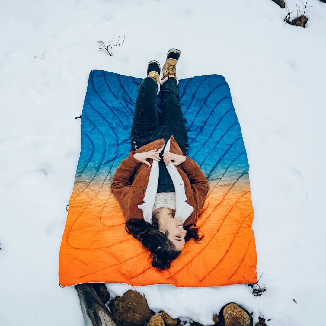 The Original Nylon Outdoor Blanket Down Camping Puffy Blanket Custom Quilted Outdoor Blanket for Traveling Picnics Beach Trips