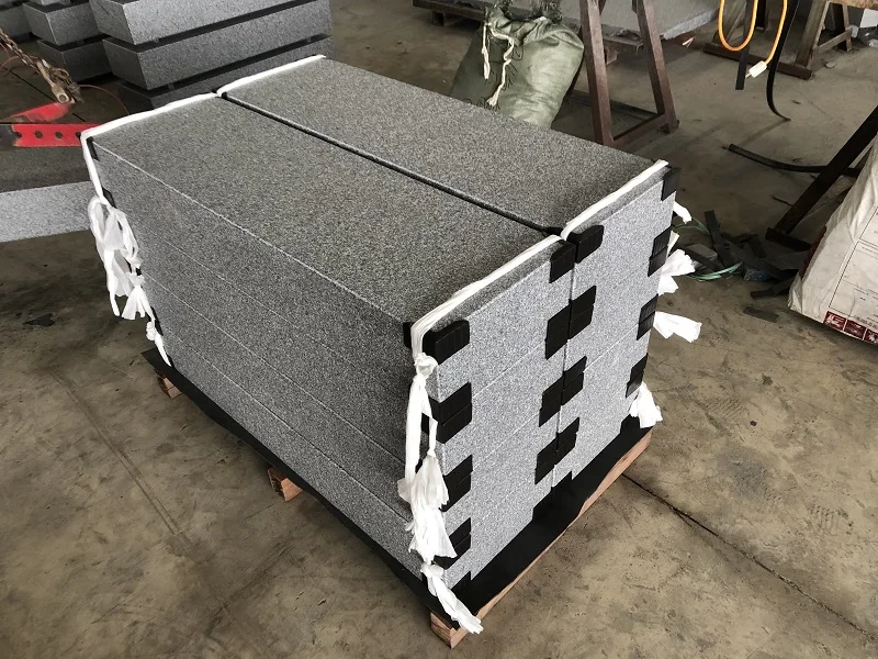 Modern Garden Outdoor Grey Granite Cambodia G654 Stone Standard Kerbstone Size Curbstone Types For Sale