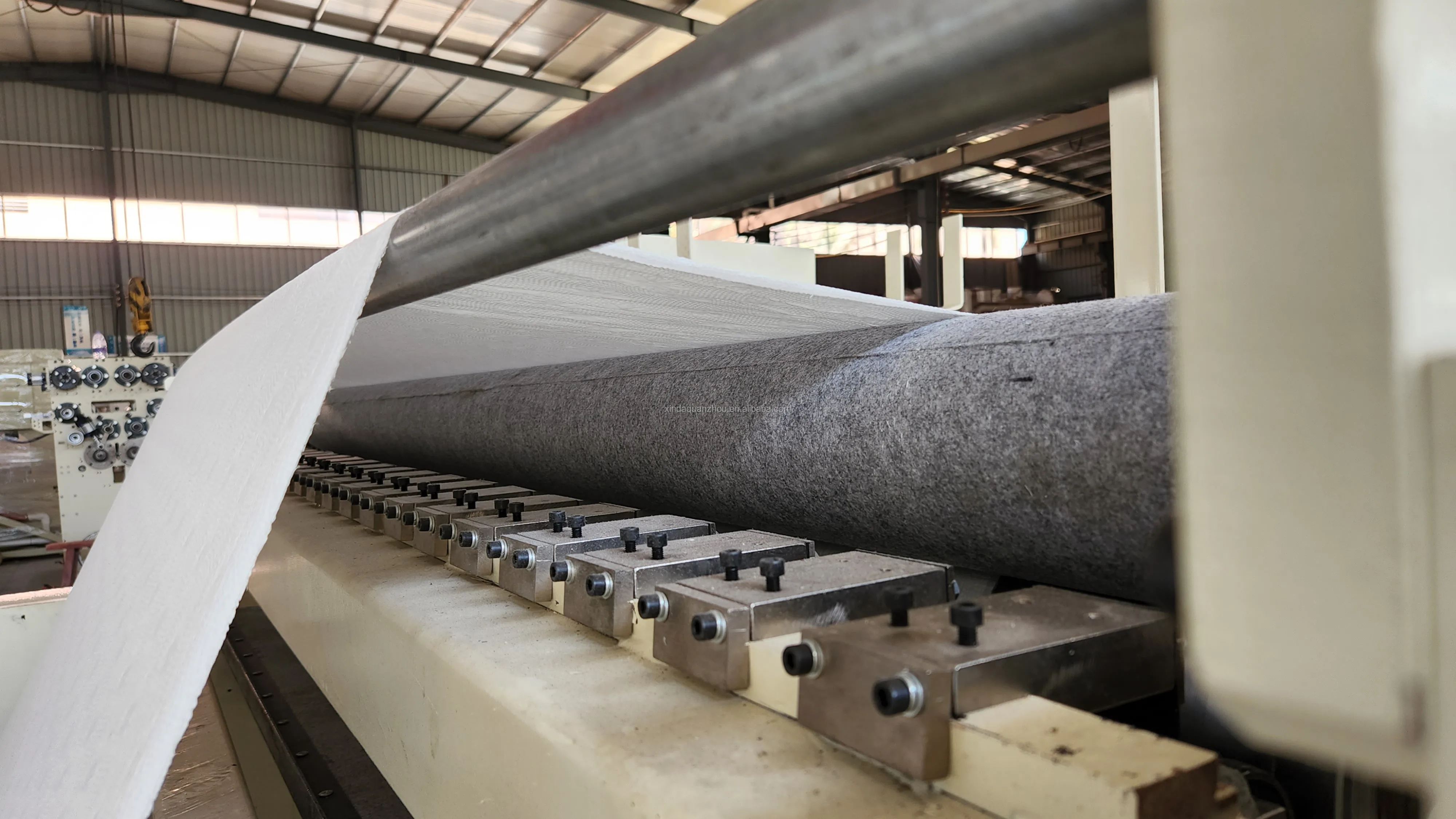 Manufacturing Rewinding Machinery Automatic Tissue Prices Toilet Paper Roll Making Machine Price