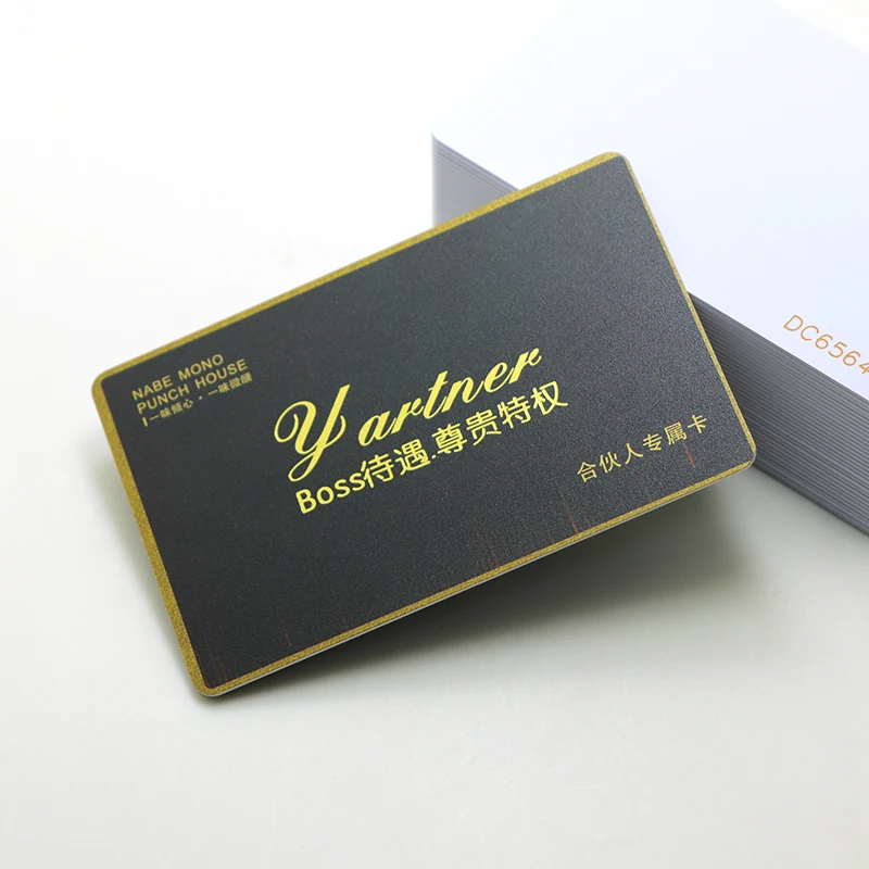 Best Selling Silk Screen Printing Gold Foil Plastic Membership Card for Club