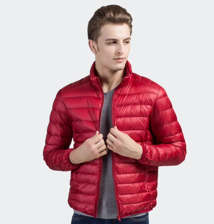 Стеганый мужской пуховик на зиму, с черными вставками и бриллиантами