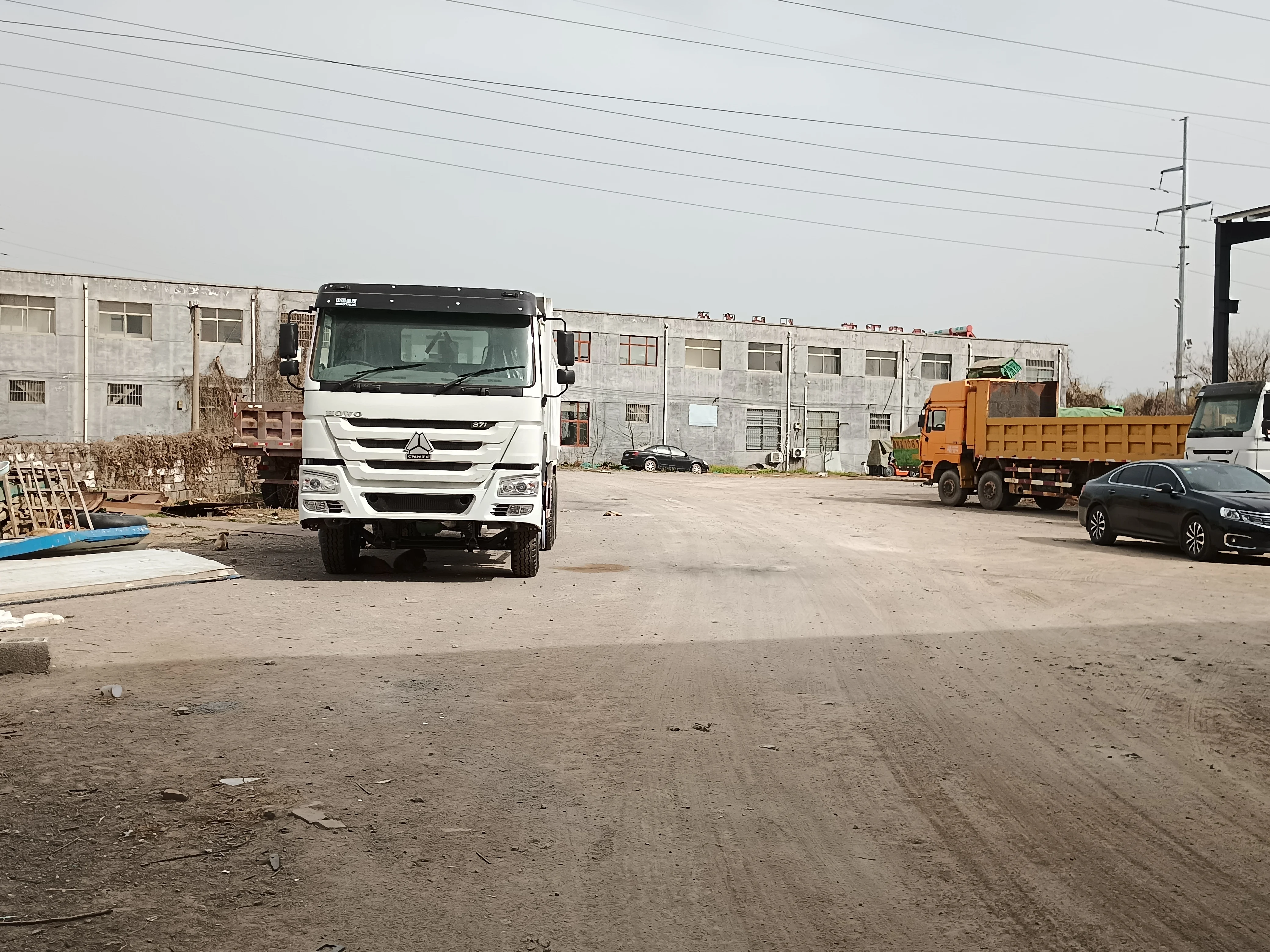 Высокопроизводительный 10 тонн SINOTRUK HOWO 6x4 мини-самосвал с ZF рулевым управлением