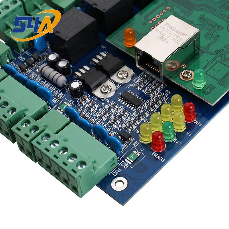 Панель управления доступом к нескольким сетевым удаленным открытиям и веб-серверу, 4 двери