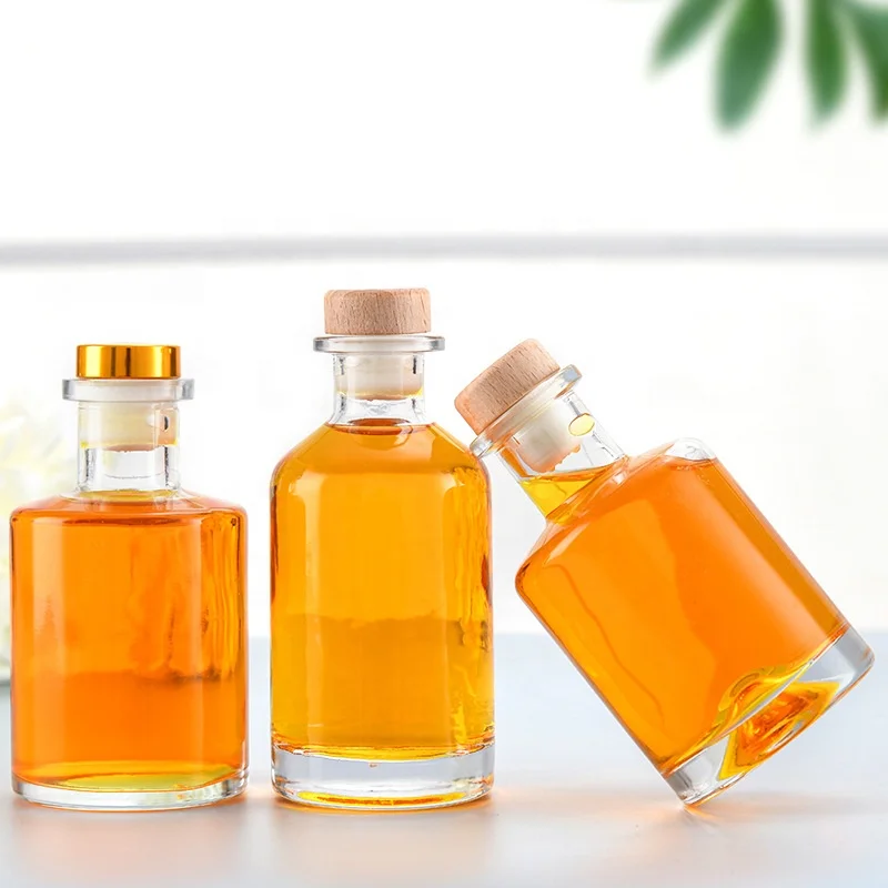 100ml 200ml 300ml Glass Alcohol Spirit Drink Bottle for Juice Empty glass bottle with Cork