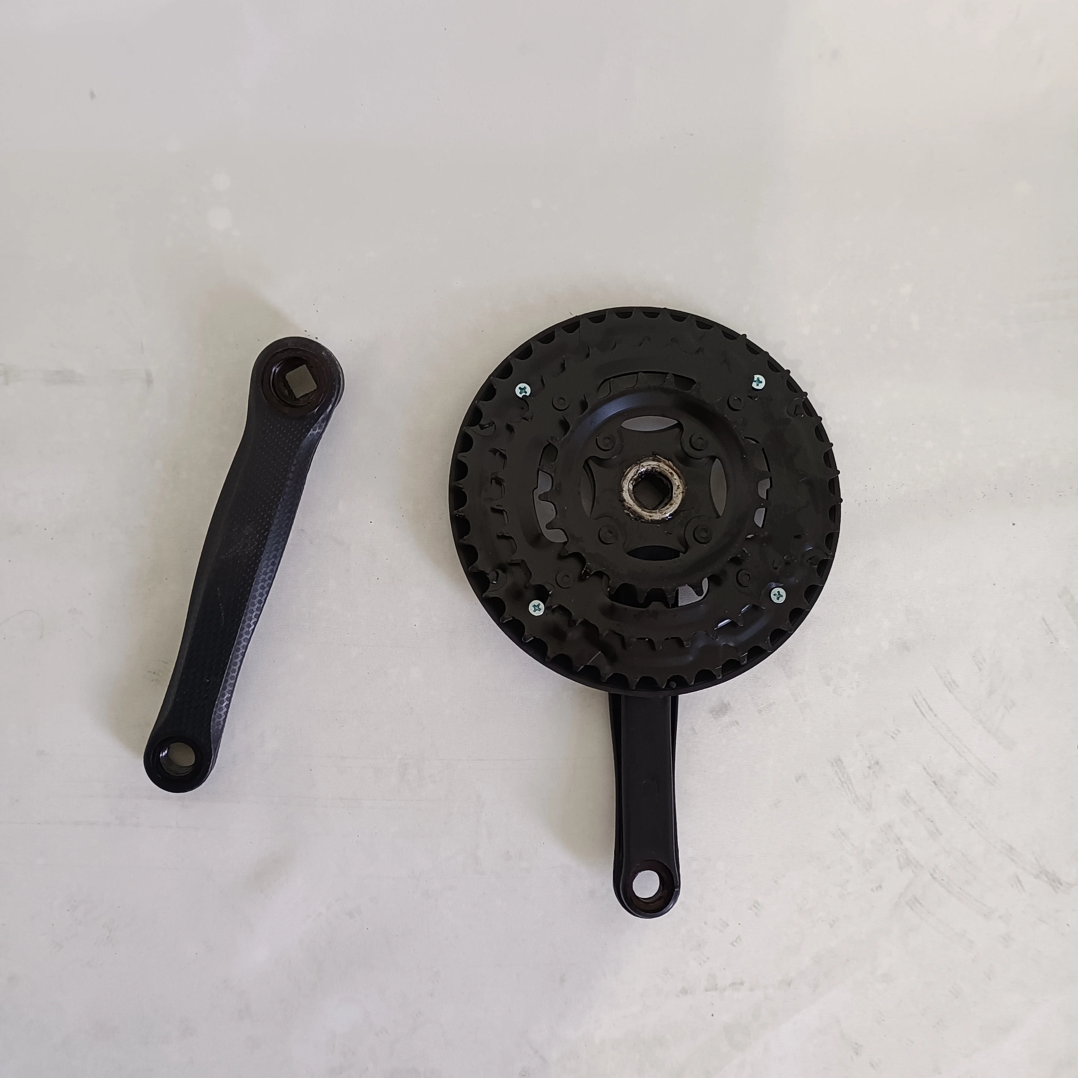 High Quality Bicycle Crankset Black Color Bicycle Chainwheel And Crank Set Bike Chainwheel