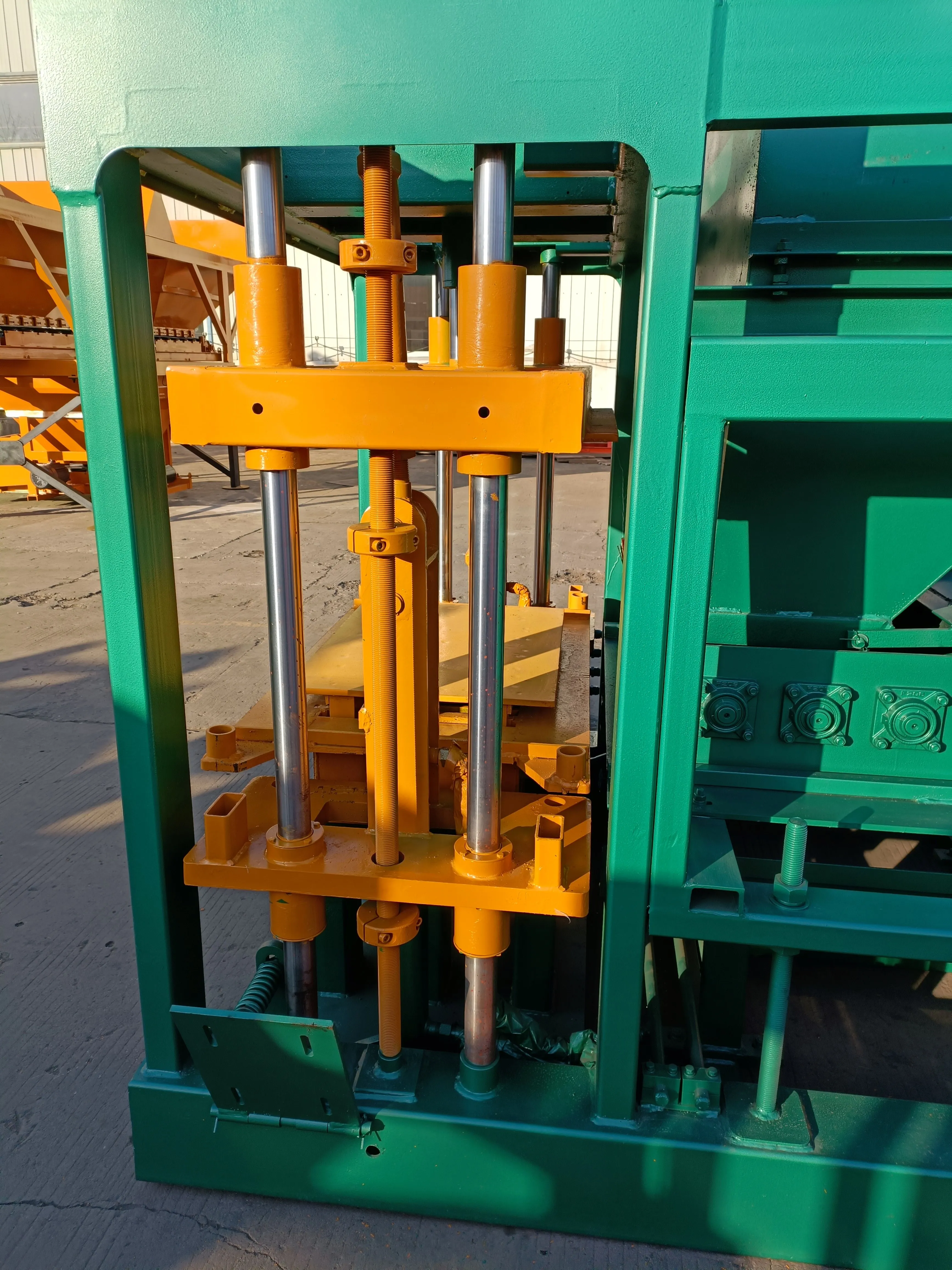QT4-20 hydraulic brick making machine automatic concrete hollow brick making machinery for sale