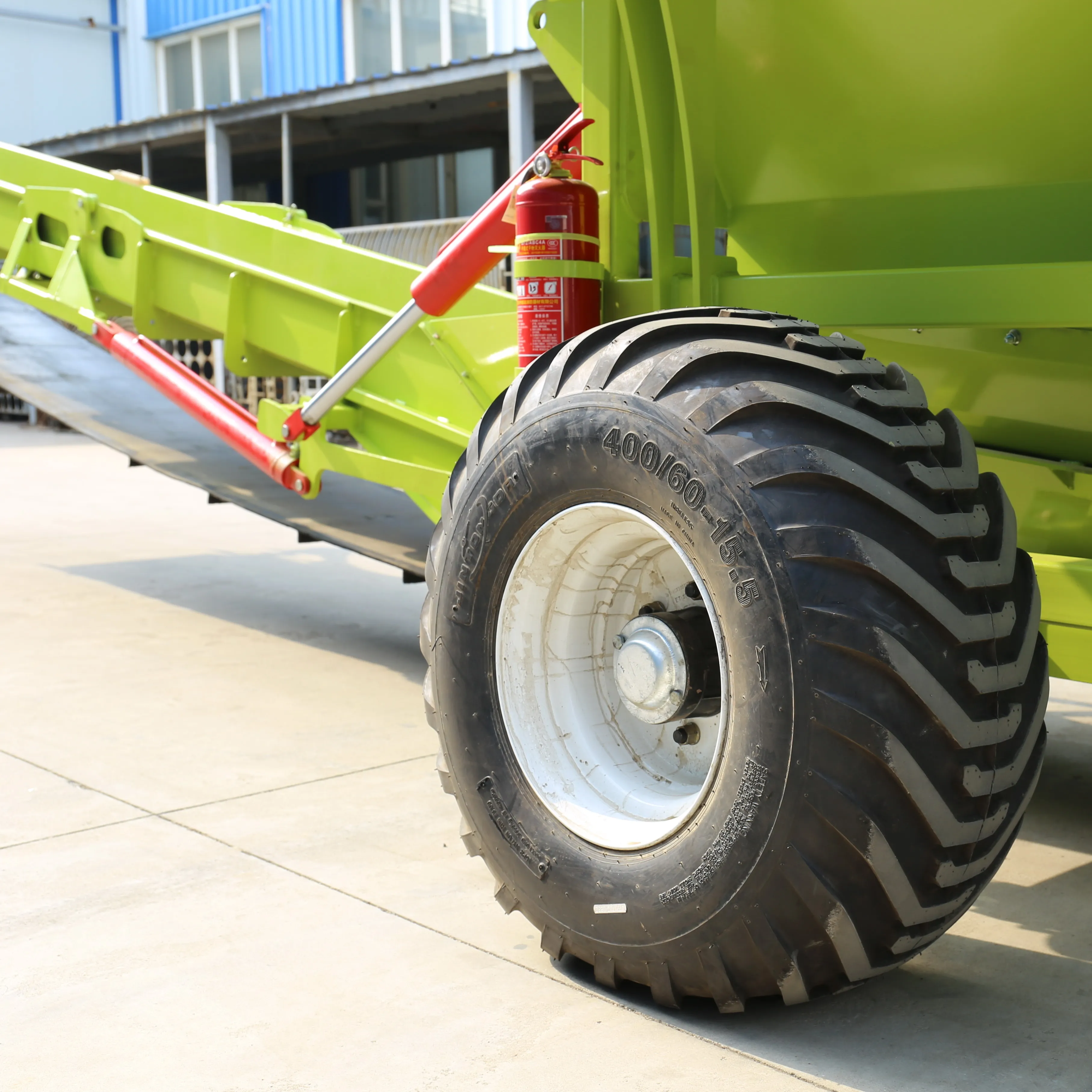 2022  Yulin factory  large scale corn straw bale tub  hammer grinders for corn grass hot sale