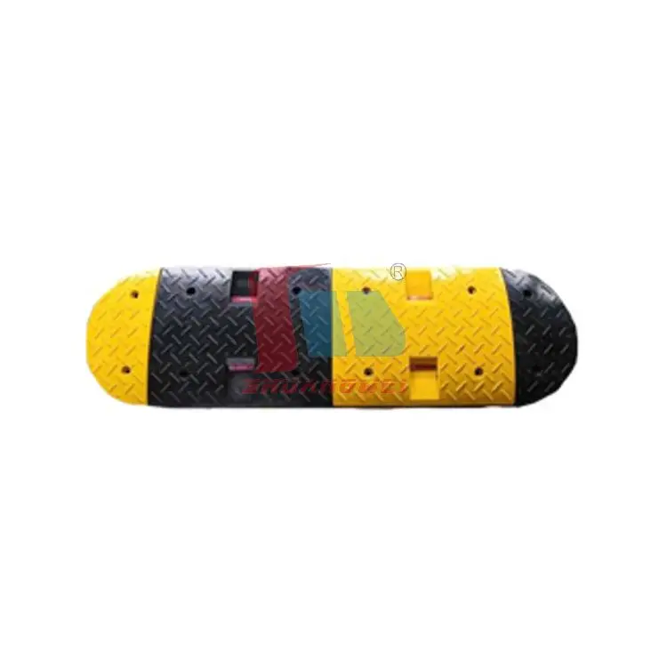 Removable Short Speed Hump Temporary Traffic Yellow And Black Car Heavy Duty Rubber Speed Hump For Safety