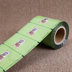 Factory Prices Candy Potato Chips Packaging Film Roll Pe Pet Laminated Film Customized Plastic Film Roll  For Food Packaging