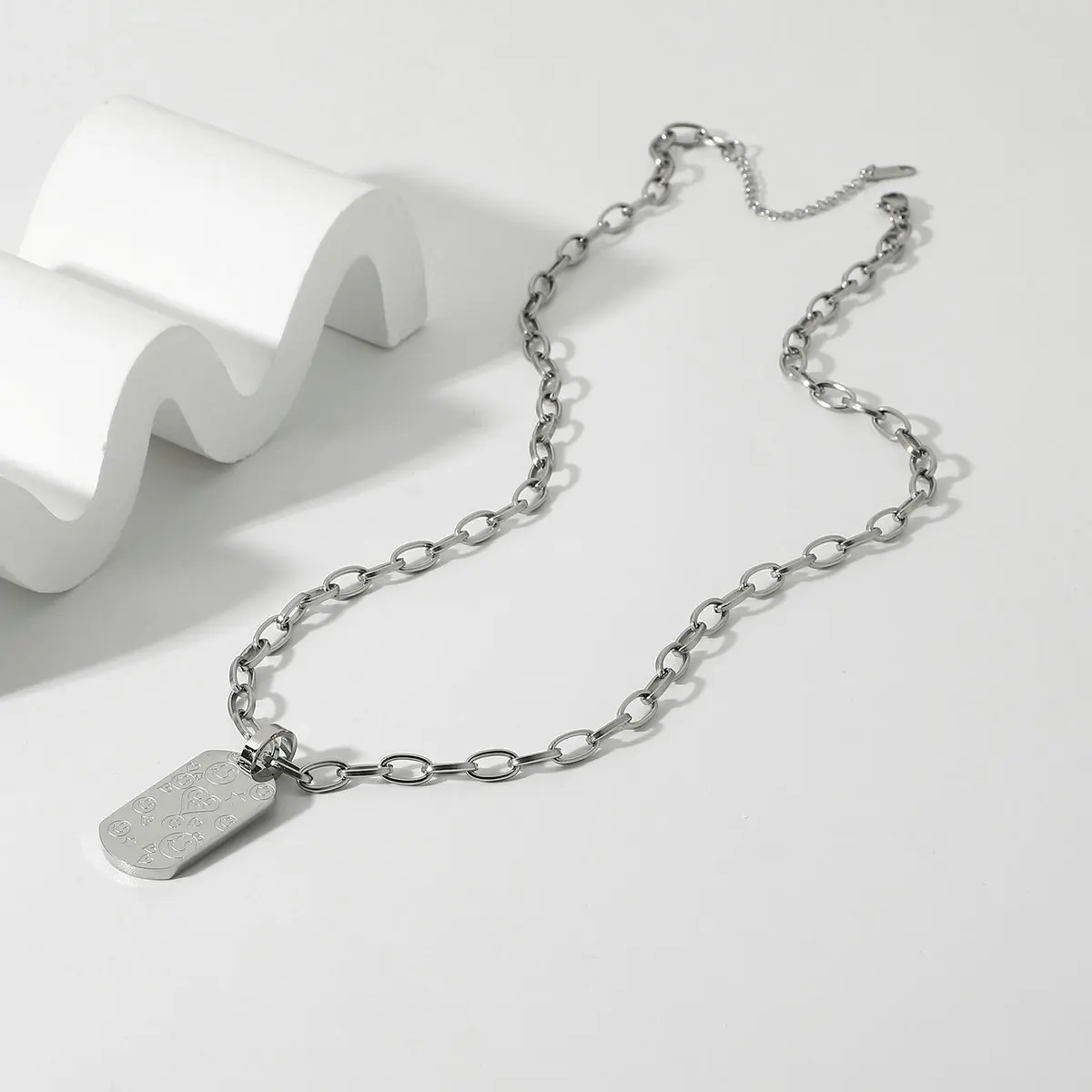 New Style Ball Pendant Box Chain Pull Stainless Steel Gold Plated Tarnish Free Pendant Necklace For Women