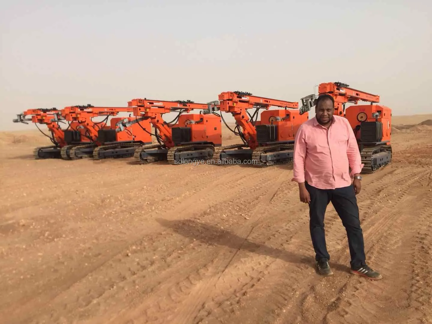 MZ460Y-2 hydraulic ramming  pile driver mini pile driving machine from China