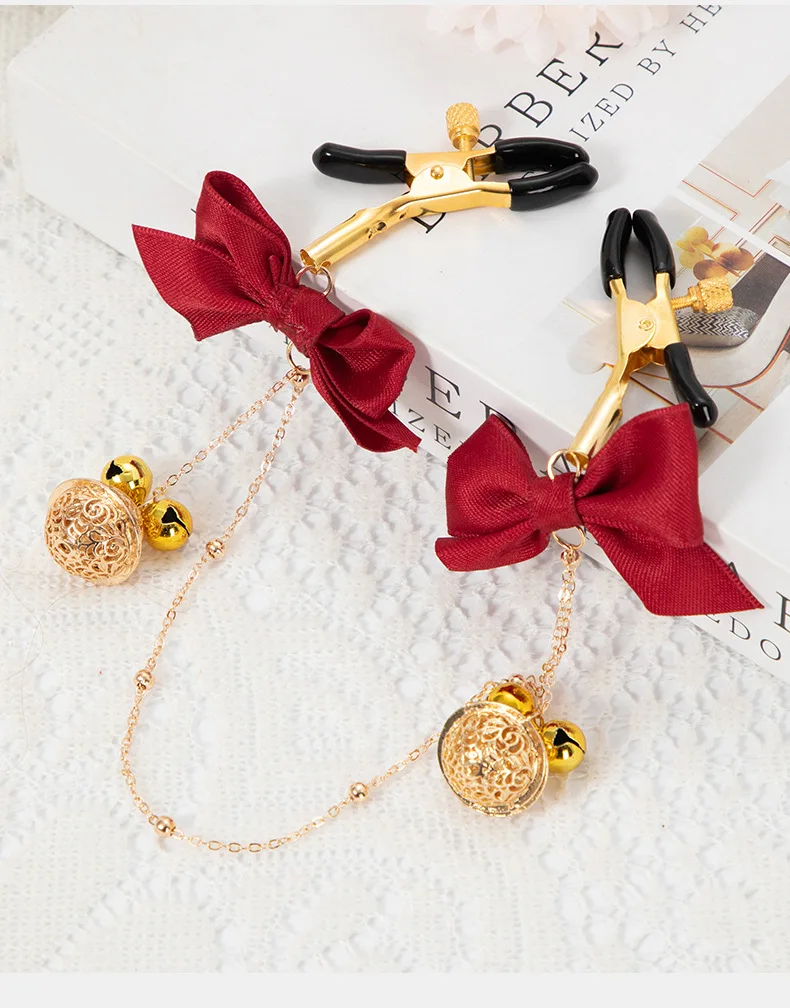 Hot Selling BDSM Adult Sex Nipple Clamp Metal Nipple Clamps Goldbell Bowknot Breast Clip