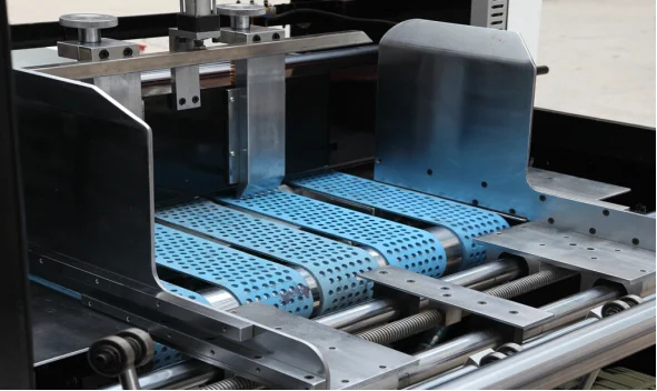 Factory Fully Automatic Sheet Paper Thermal Servo Laminating Machine with Good Price