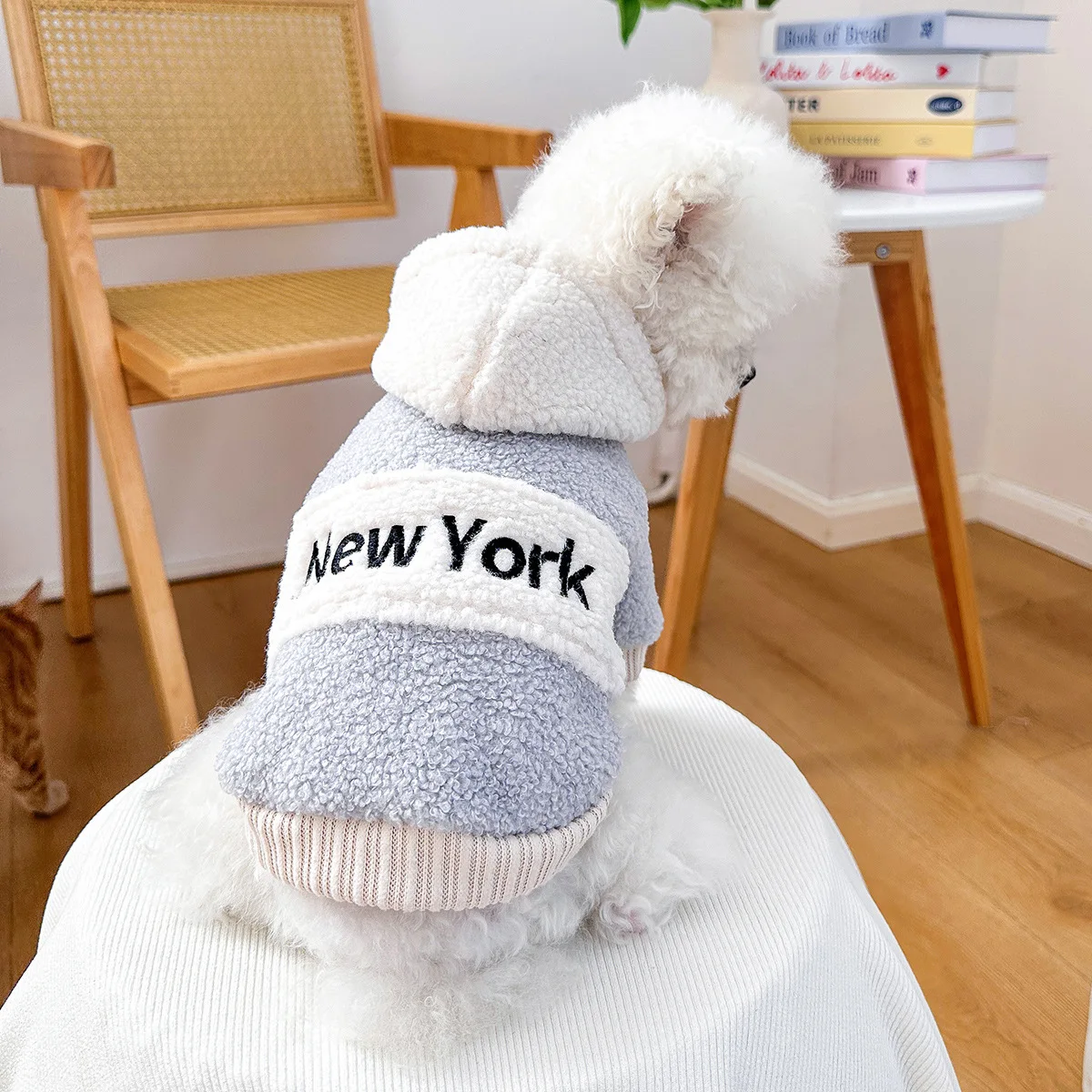 Blank warm dog winter clothes dogs hoodies fleece sweats small dog hoodies New York